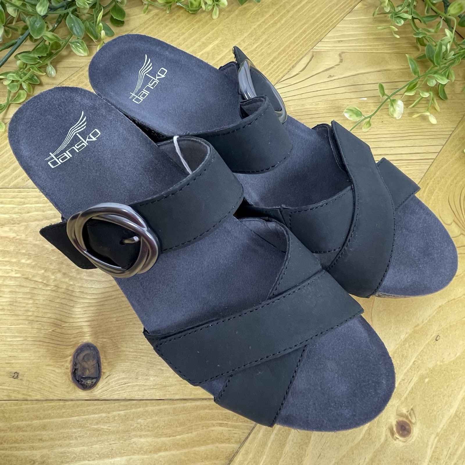 Dansko Susie Black Nubuck Wedge Sandals Women’s Size 39 M US 8.5-9 New In Box⁠
