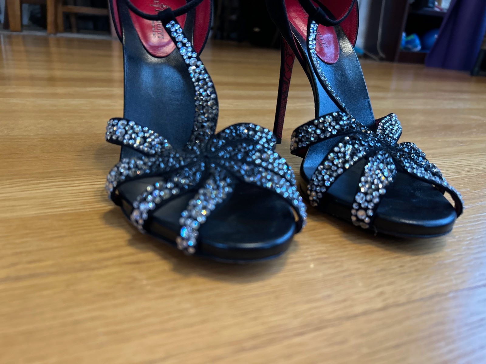 CESARE PACIOTTI Black Suede Crystal-Embellished Pumps Size 10 IT 40 Very Good