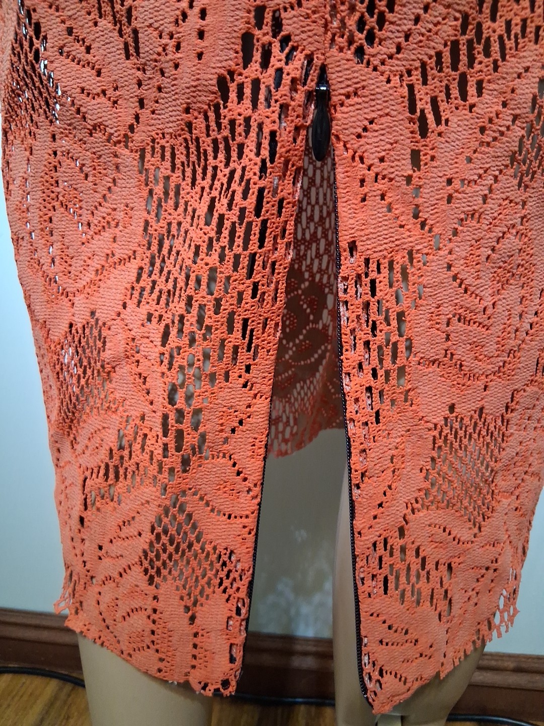 MSGM Orange Faux Leather Laser Cut Midi Length Pencil Skirt Size IT 42 US M NWT