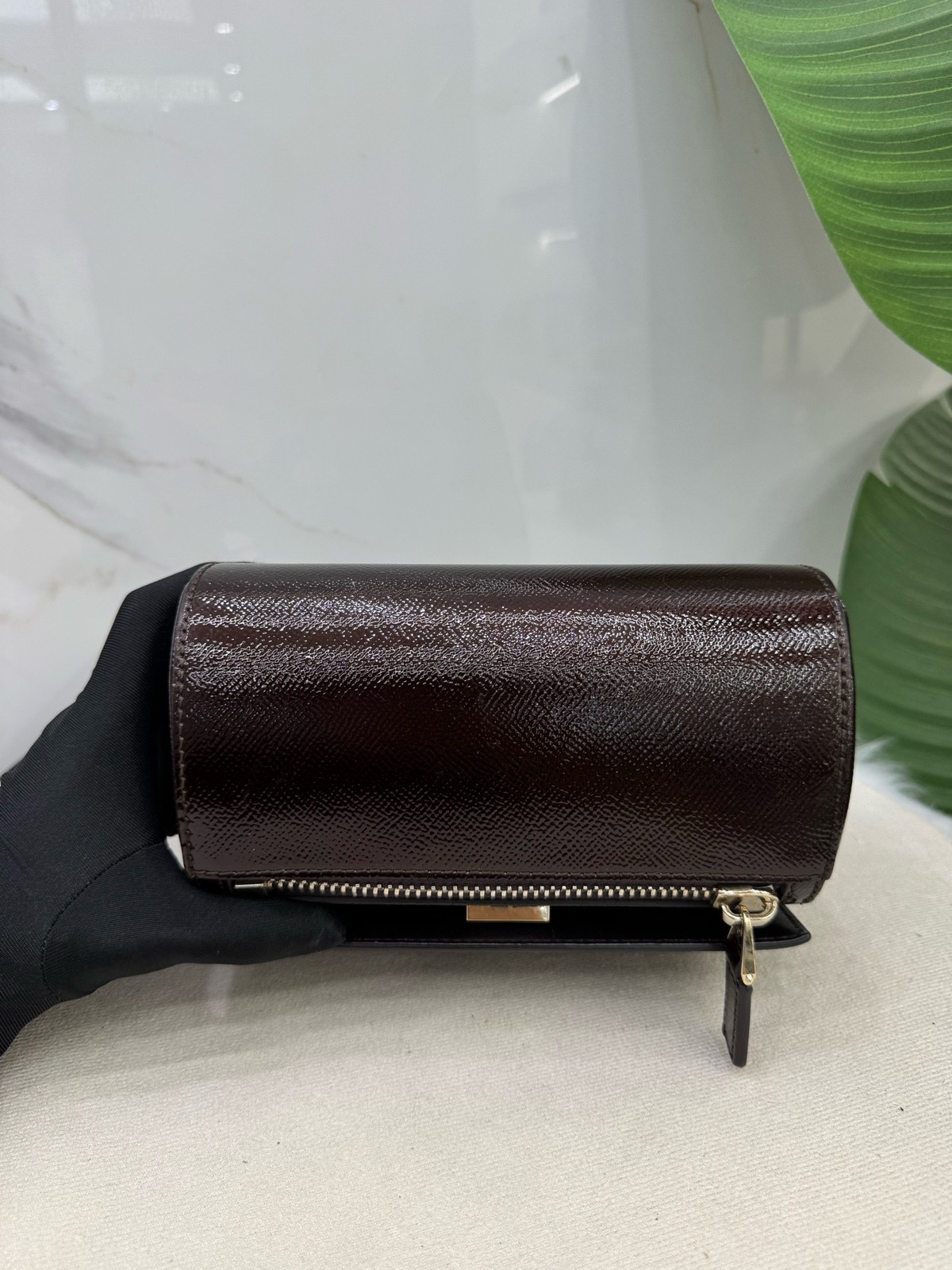 Givenchy Pre-Owned Authentic Crossbody Bag Burgundy 18x11x16cm