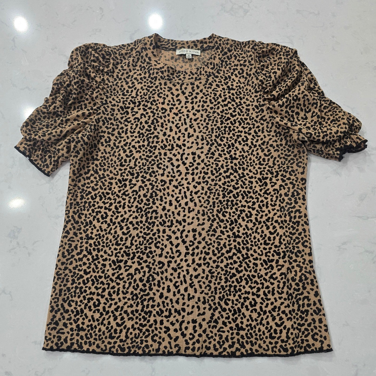 Moon River Leopard Print Puff Sleeve Ribbed Knit Top Brown Tan MR5277 Medium