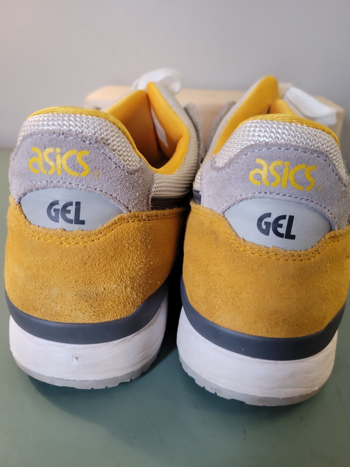 ASICS Gel Lyte III 3 OG Sunflower Premium Sneakers Mens Size 11