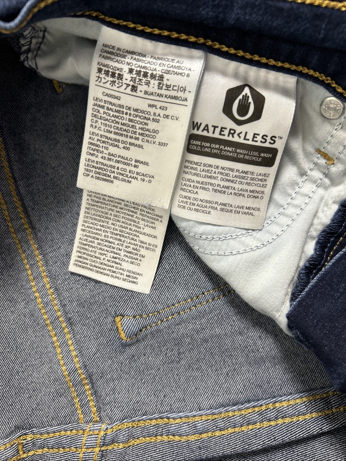 Levi’s 314 Women’s Shaping Straight Stellar Stretch Jeans 29×34 Mid-Rise