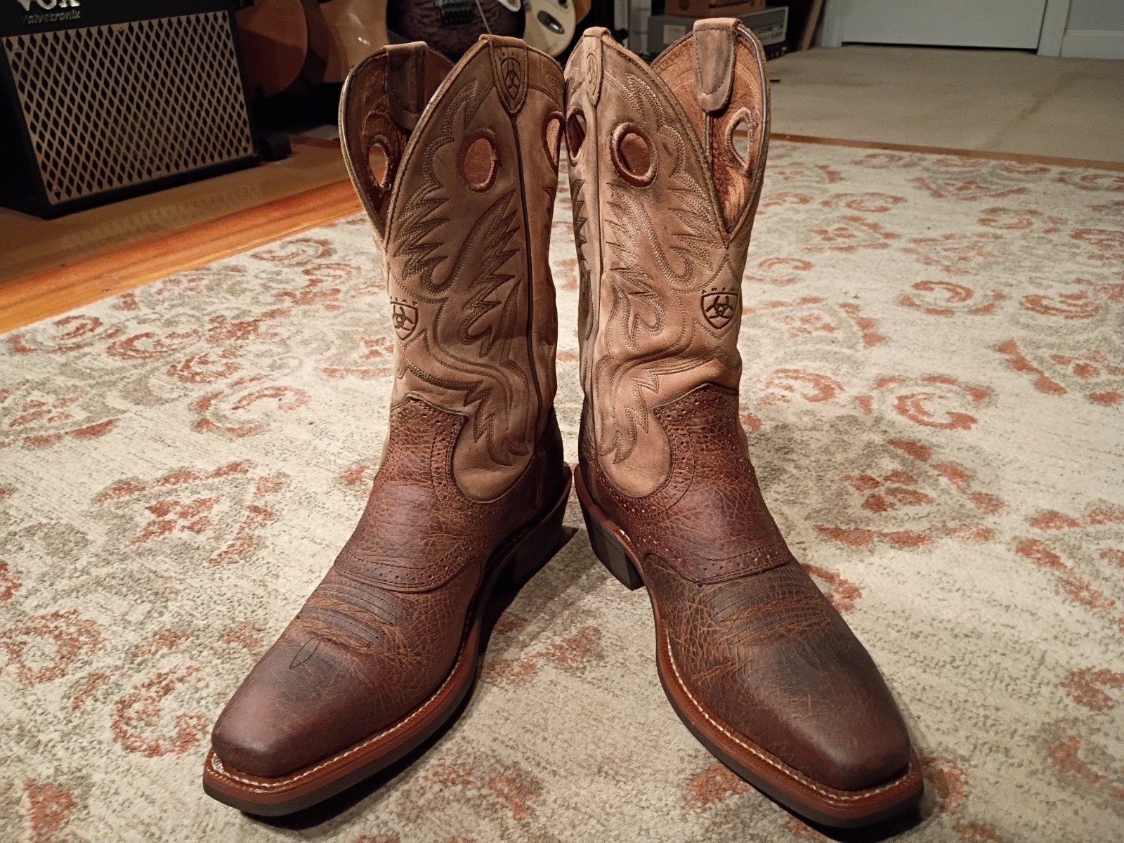 ARIAT ROUGHSTOCK BROWN BULLHIDE LEATHER SQUARE TOE COWBOY BOOTS #34828 MEN’S 12D