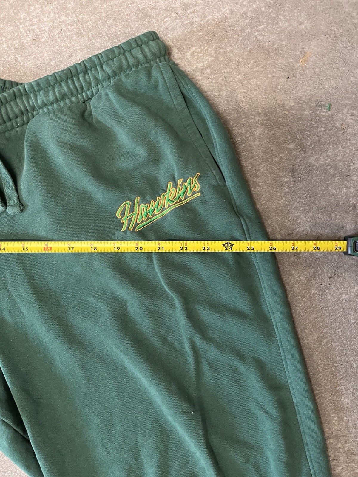 H&M Stranger Things Green Fleece Sweatpants Elastic Waist Drawstring Pockets S