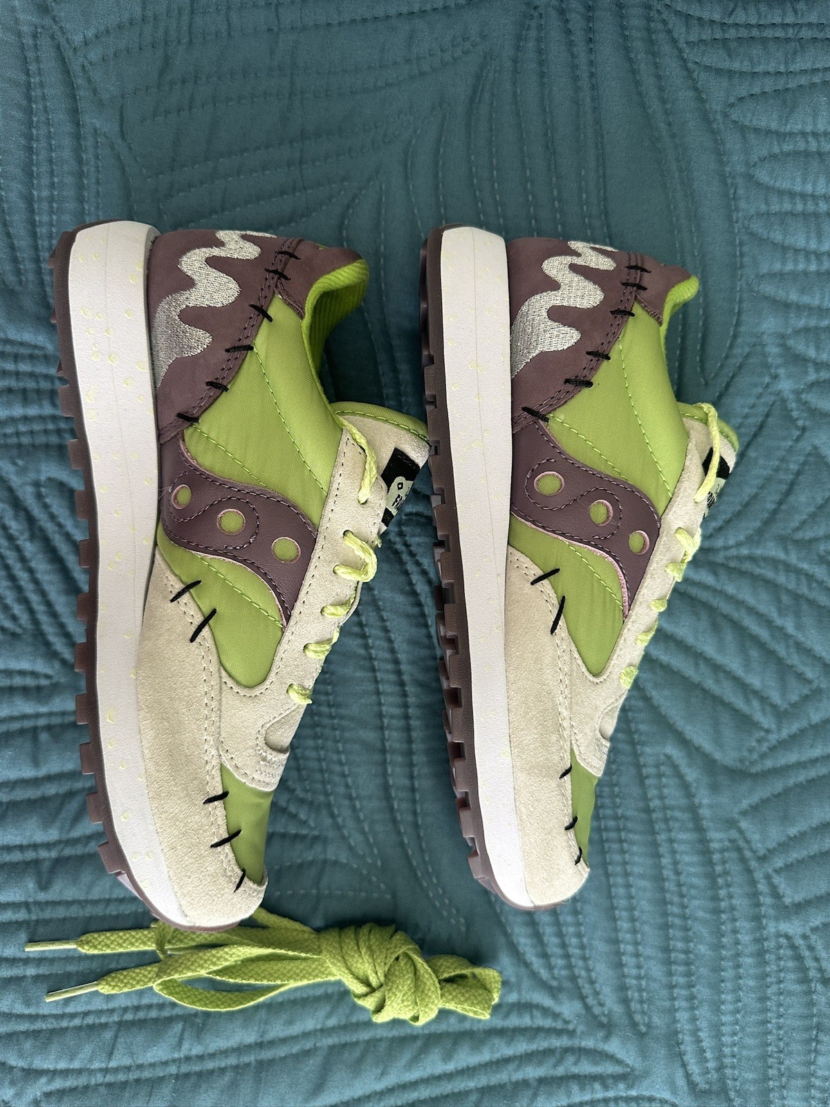 Saucony Super7 Universal Monsters Bride of Frankenstein Sneaker Shoe 4.5 US
