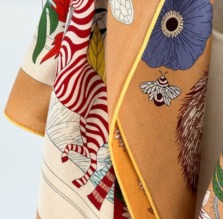 Double Face 70% Cashmere 30% Silk Scarf Square Shawl 53″ Orange Large Wrap