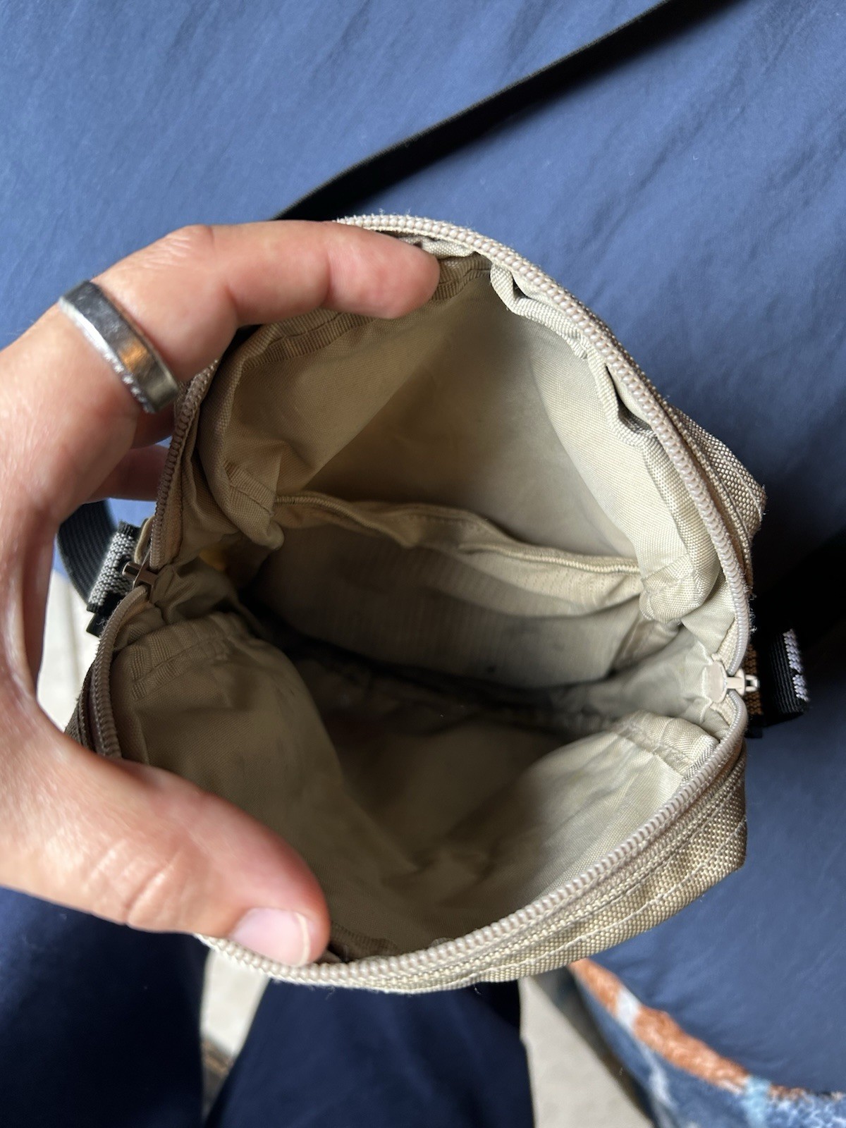 SUPREME SS18 Shoulder Bag Tan Khaki 100% Authentic Used – Excellent Condition