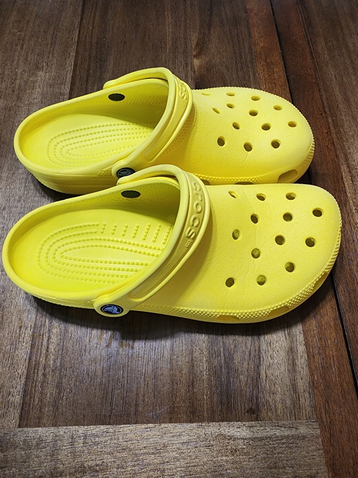 Classic Crocs Yellow M7/W9