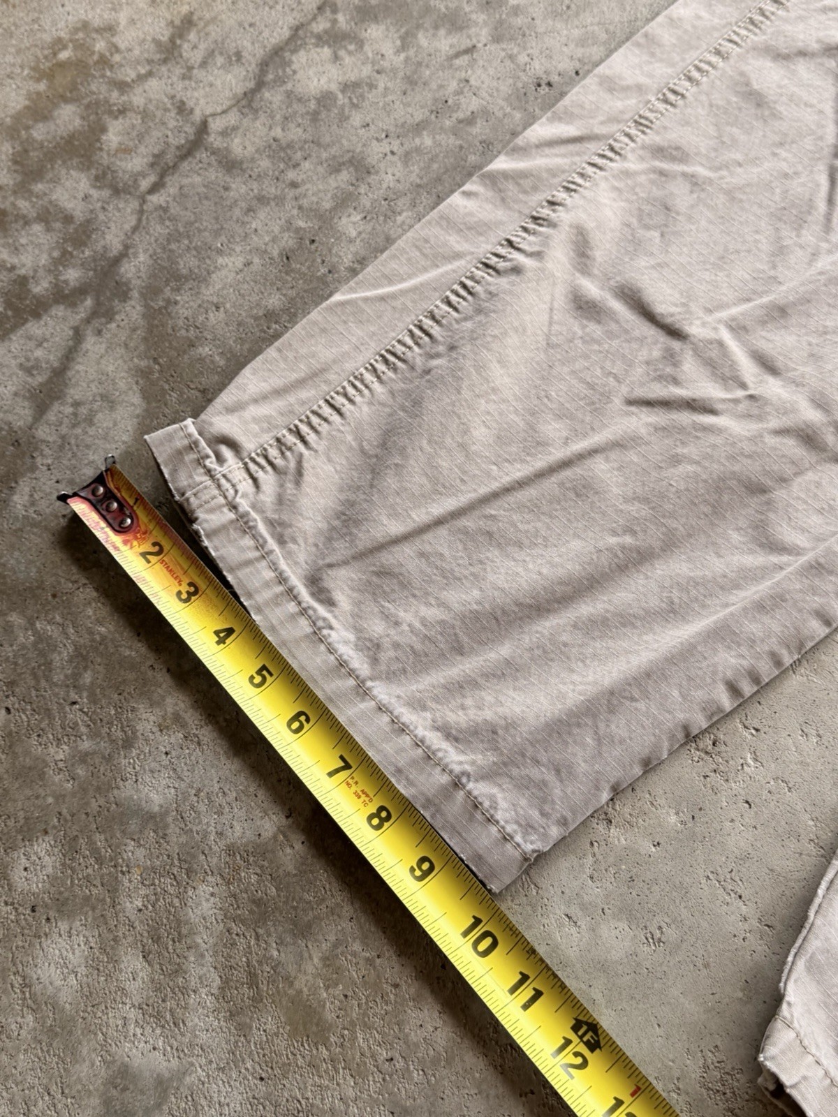 Wrangler Rugged Wear Men’s Beige Ripstop Cargo Pants Cotton Relaxed 30W