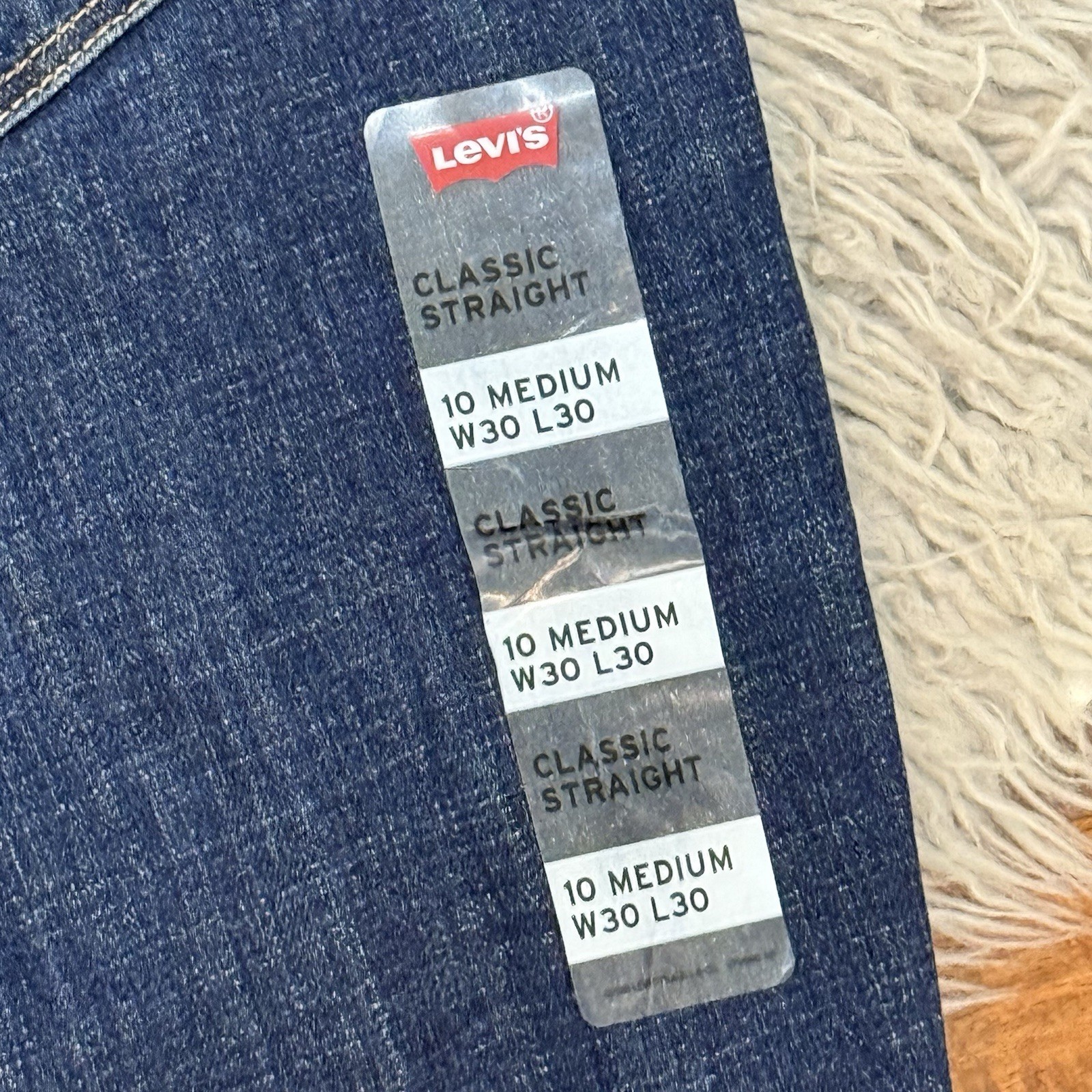 Levis Womens Classic Straight Leg Jeans 10 30 Lapis Dark Horse Medium Wash New