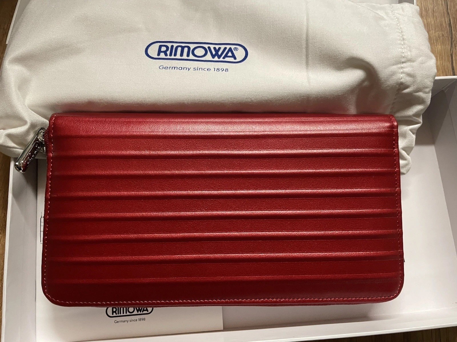 RIMOWA Wallet | Limited | New | | Leather | Red | Purse | Clutch | Pure