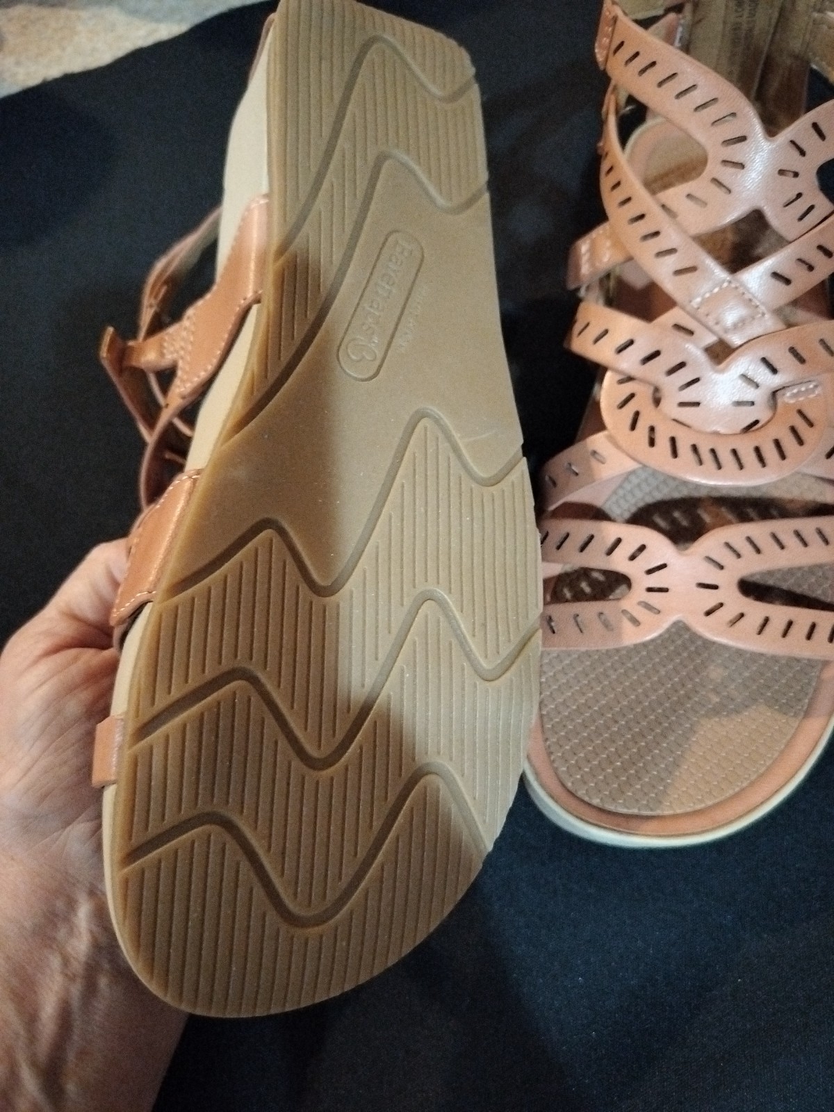 Baretraps Womens Lorra Auburn Sandal Size 8M NWT