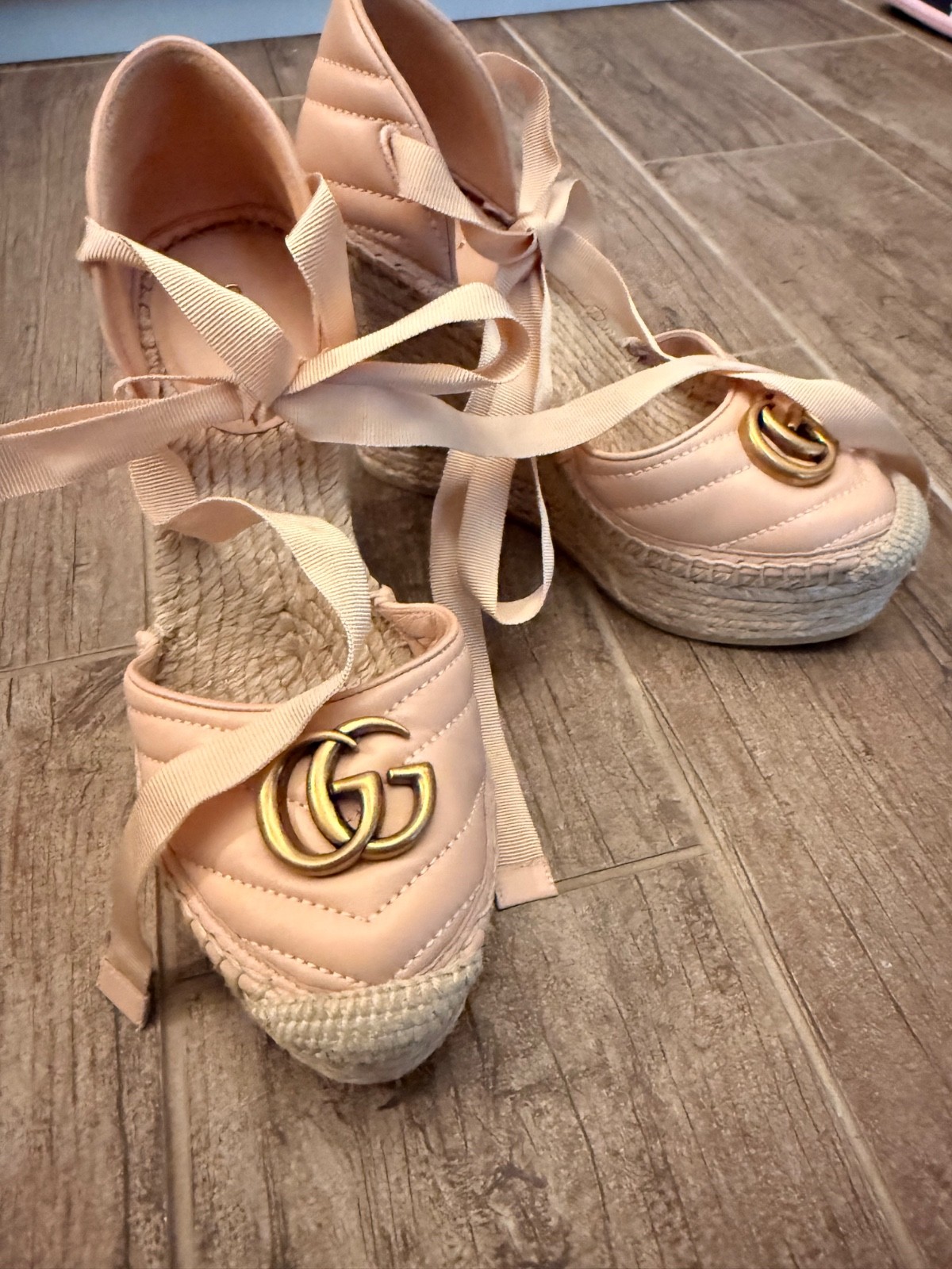 Gucci GG Marmont Lace-Up Wedge Platform Sandals Pink Leather Sz 36 US 6 Italy
