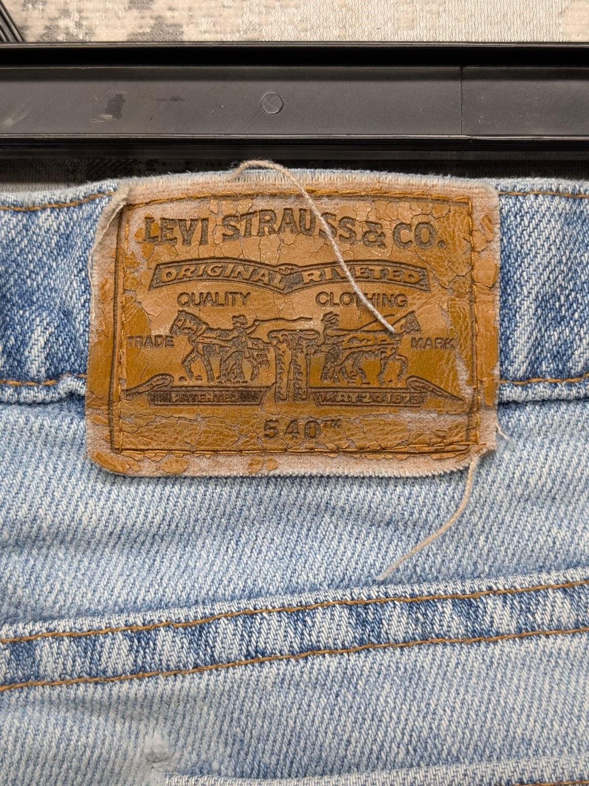 VTG 90’s Levi’s 540 Comfort Stretch Men’s Jeans Denim W33 L28.5 Distressed
