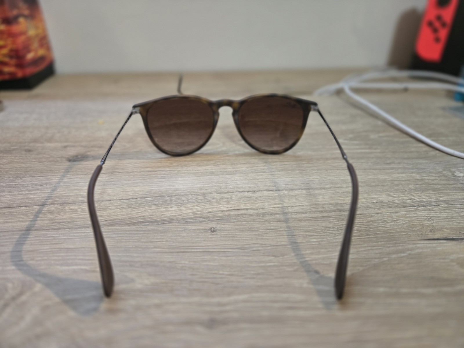 Ray-Ban Erika RB 4171 Tortoise Shell Brown Round Sunglasses Unisex 54mm
