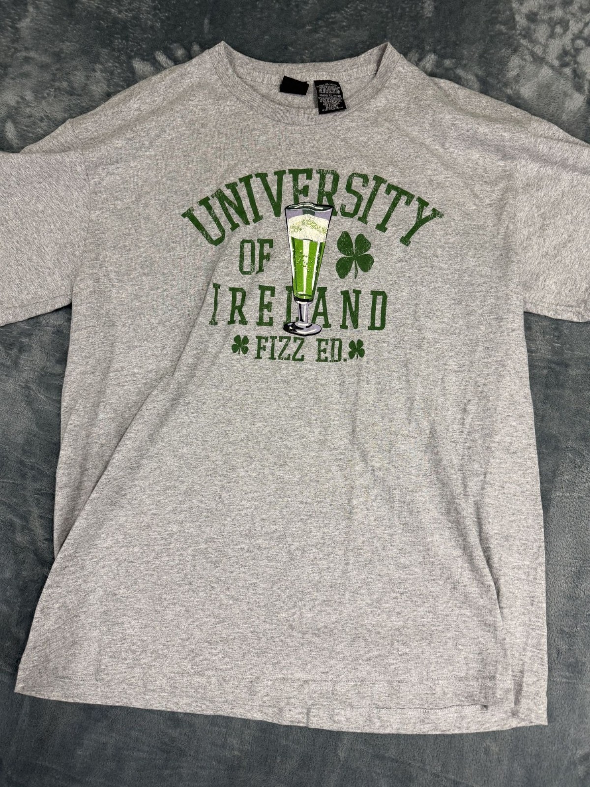 University Of Ireland Fizz Ed St. Paddys Graphic T-Shirt Heather Gray XL