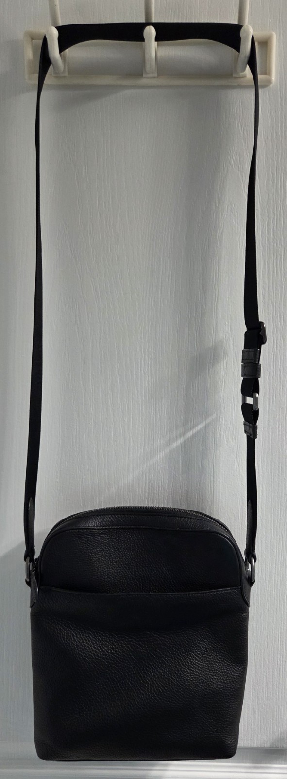 COACH 4011 HOUSTON MEN’S FLIGHT BAG-BLACK PEBBLE LEATHER GUNMETAL HARDWARE- MINT