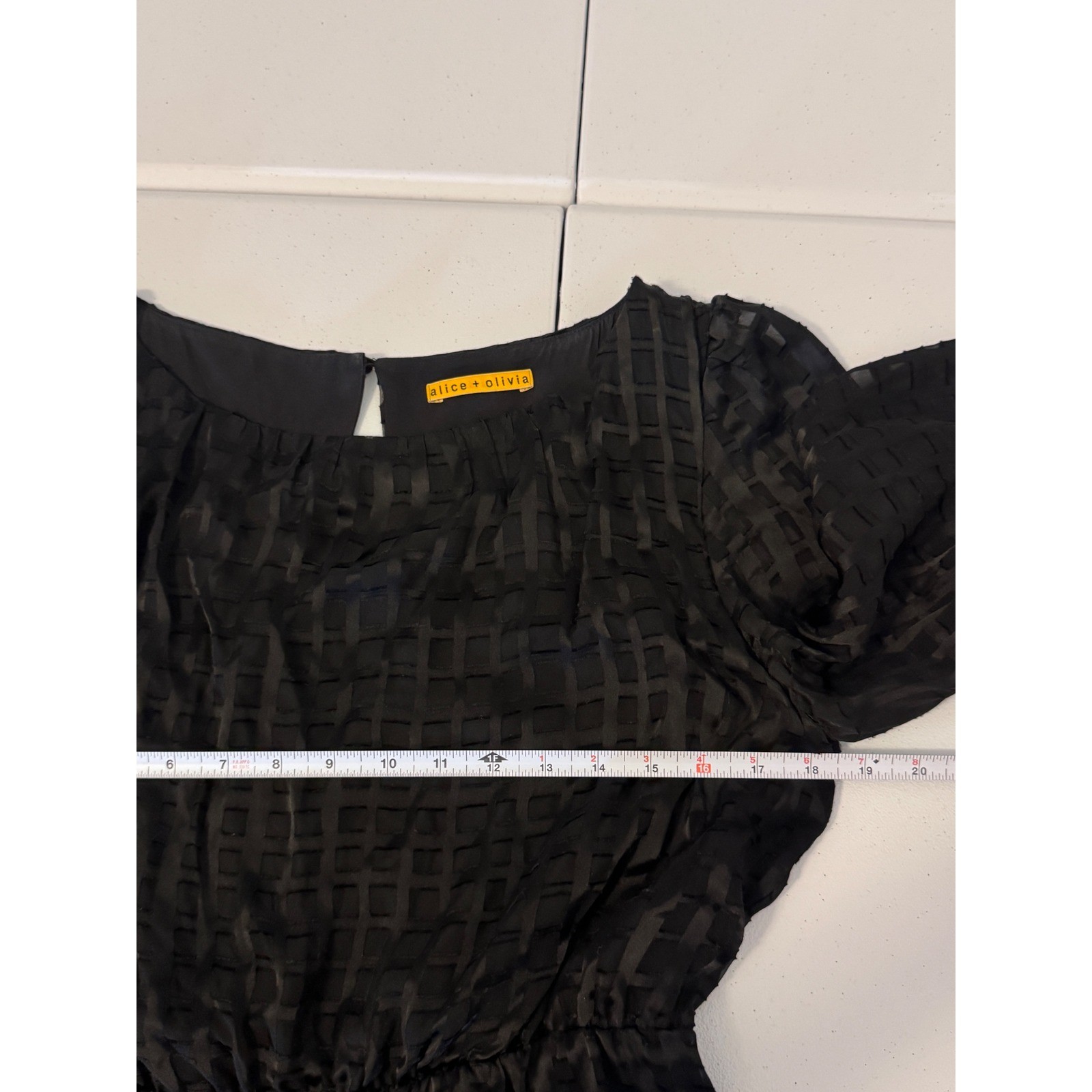 Alice + Olivia Black Silk Grid Burnout Mini Dress Bell Sleeve size 6 k3