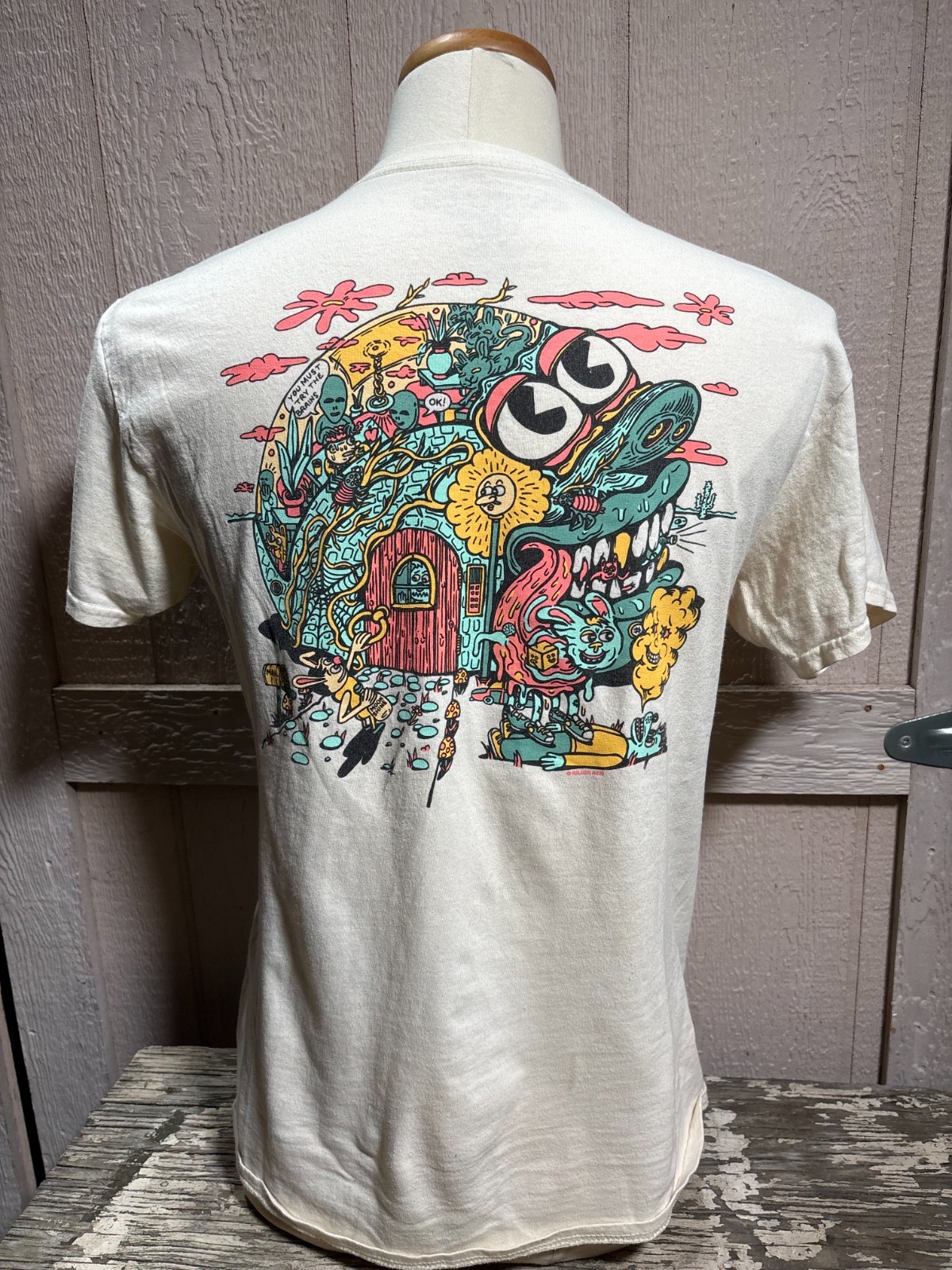 Killer Acid off white T Shirt Size Medium psychedelic