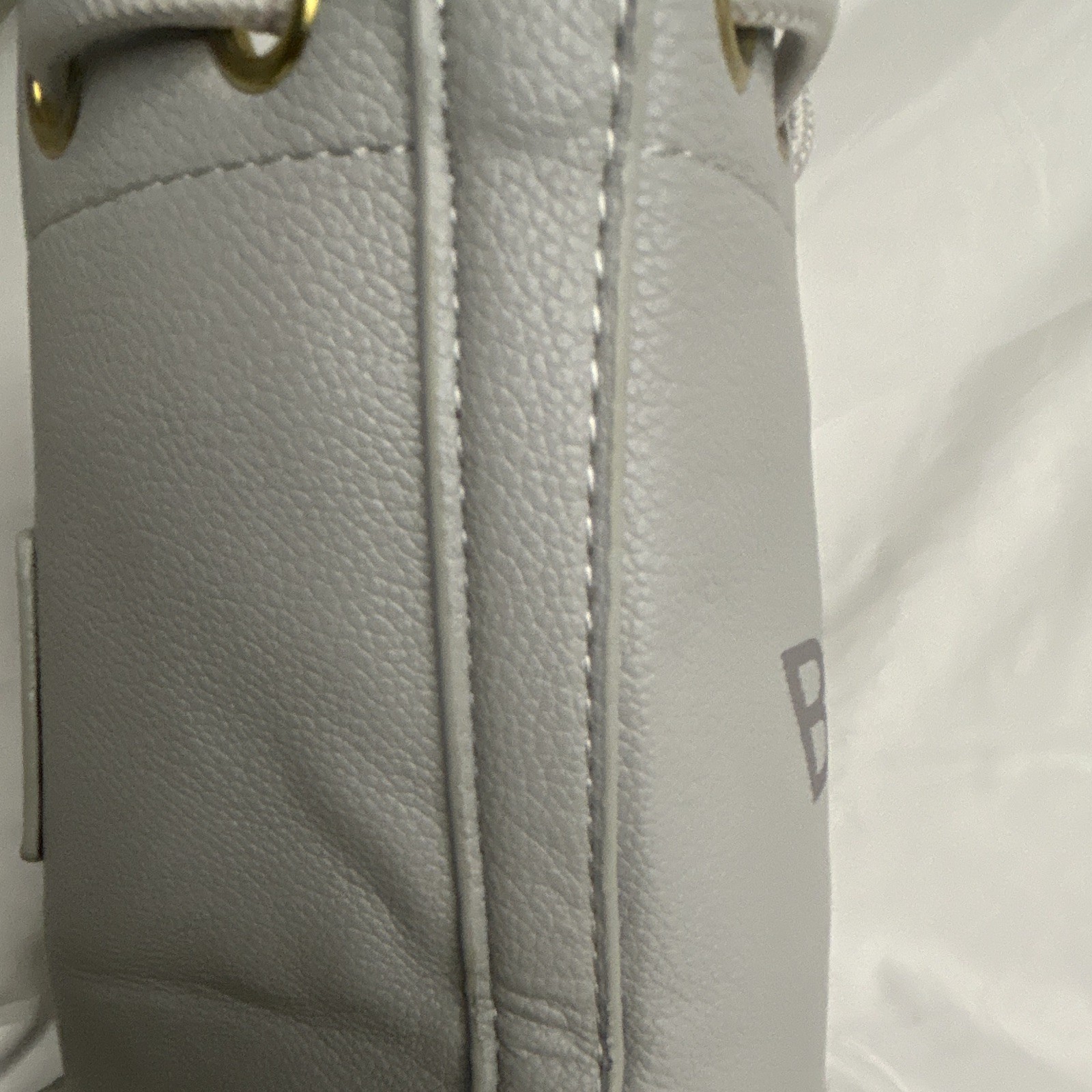 Marc Jacobs Gray Small Drawstring Bucket Crossbody Bag Gold Hardware Strap