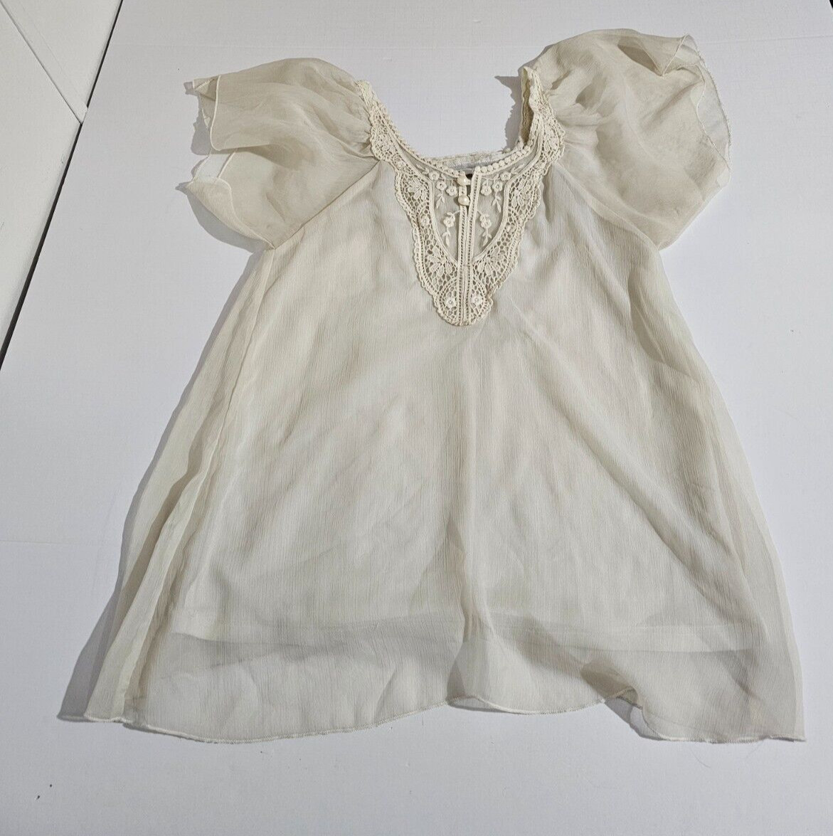 Forever 21 Semi Sheer Blouse with Lace & Pearl Detail and Embroidery Detail Sz M