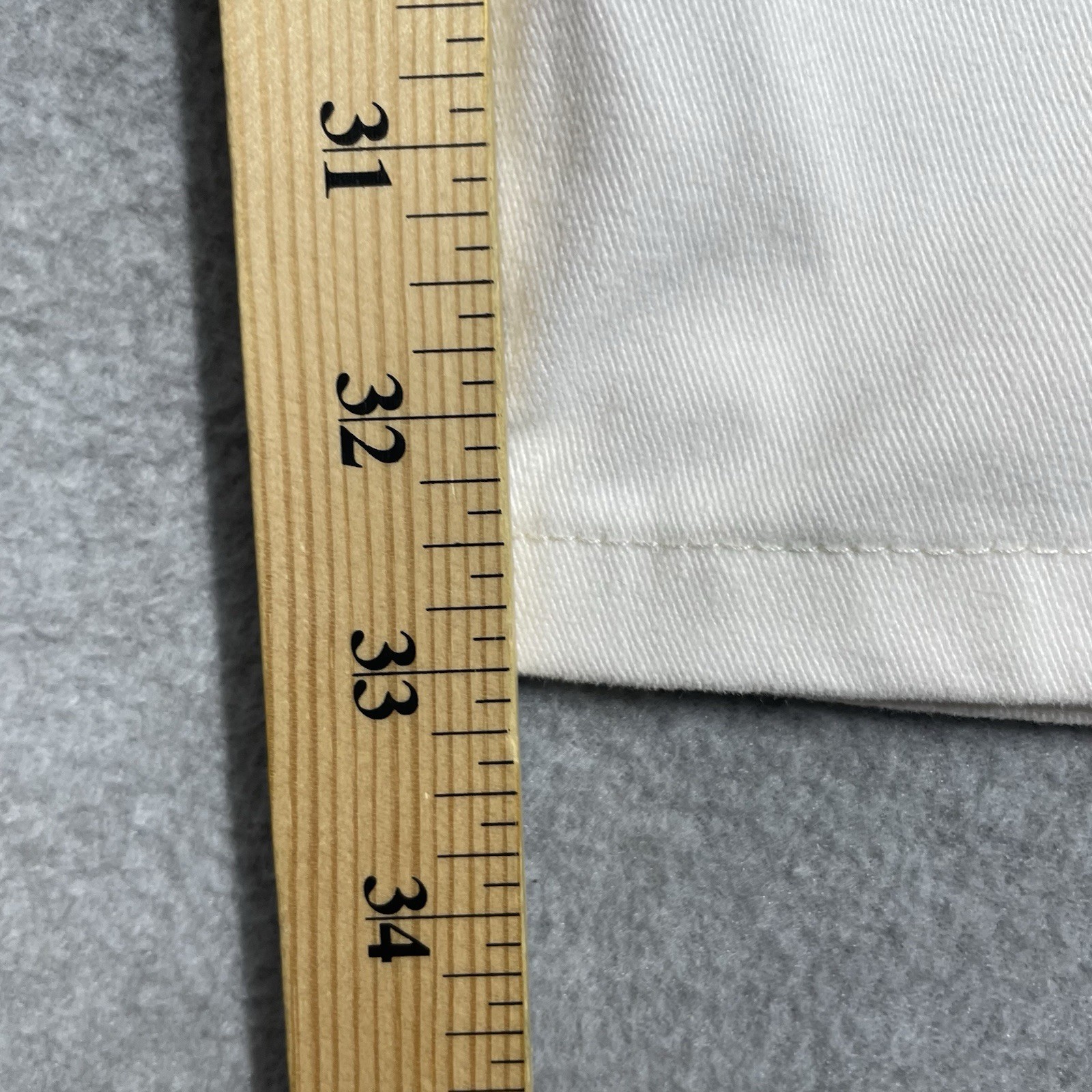Wrangler Carpenter loop painter Jeans Men’s (fits 37×33) white straight solid