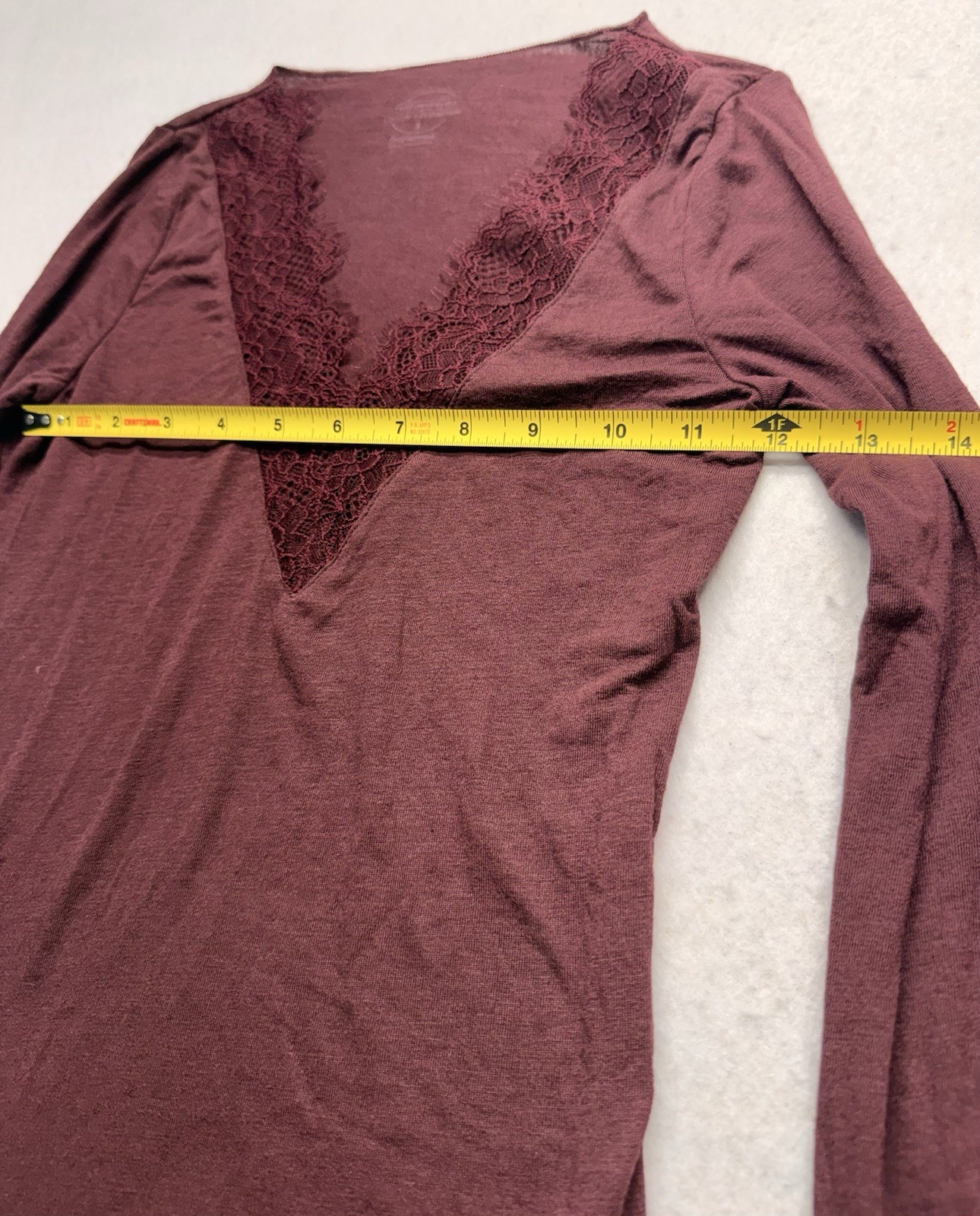 Intimissimi Ultralight Cashmere Lace Long Sleeve Shirt Size S Dark Burgundy NWT