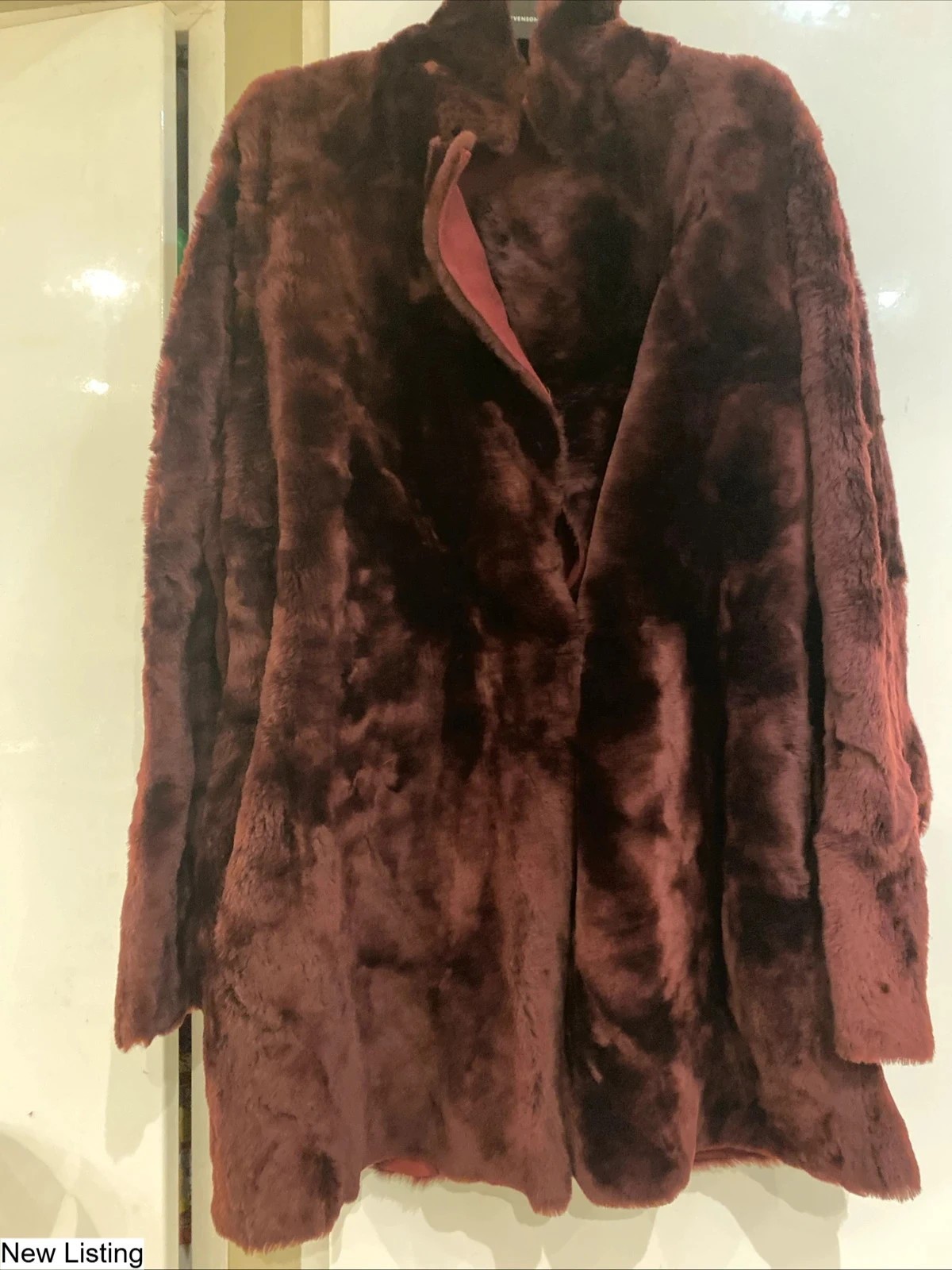 Theory Clarene reversible sheepskin short fur jacket M in claret red NEW #demure