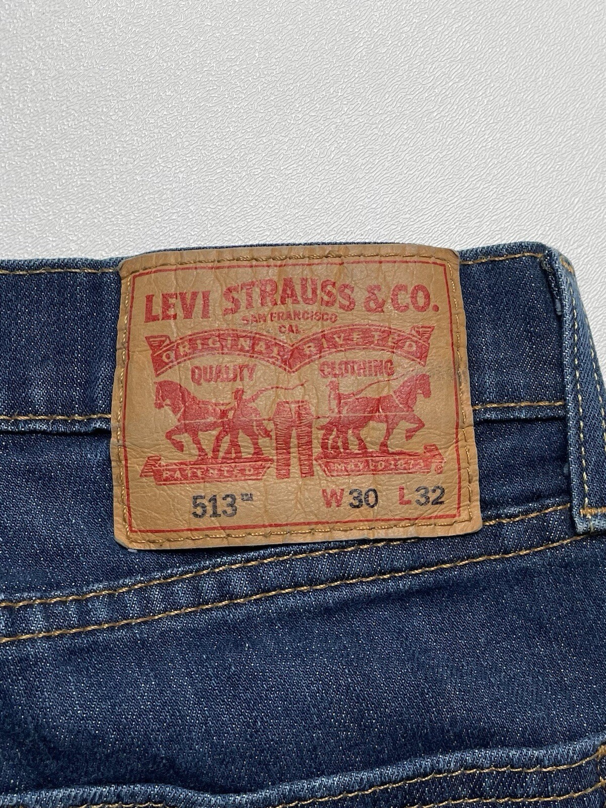 Vintage Wash Levi’s 513 Slim Straight Leg Denim Blue Jeans 30 x 31