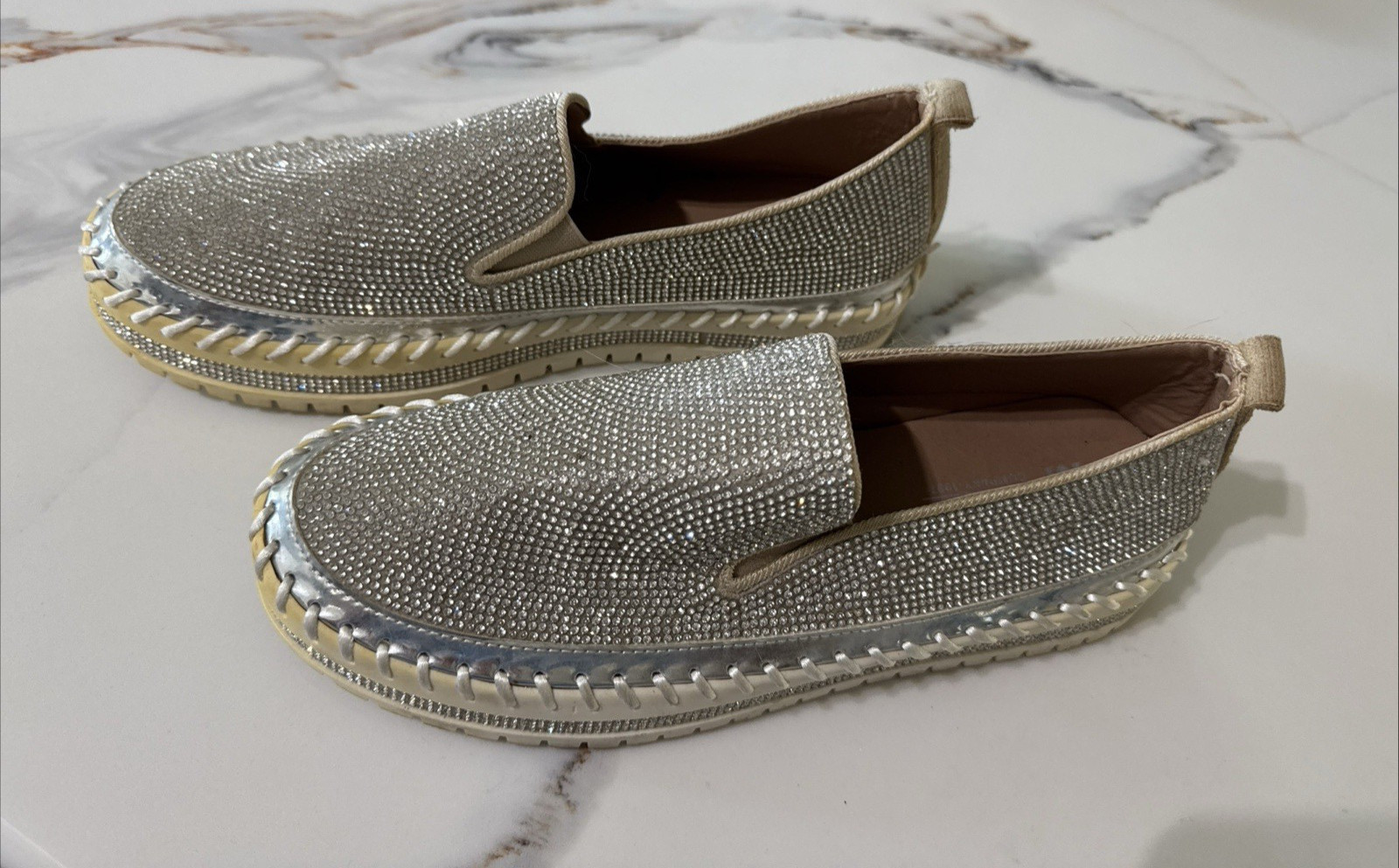 Muguan Rhinestone Bling Platform Slip-on Loafers Women’s US Size 8