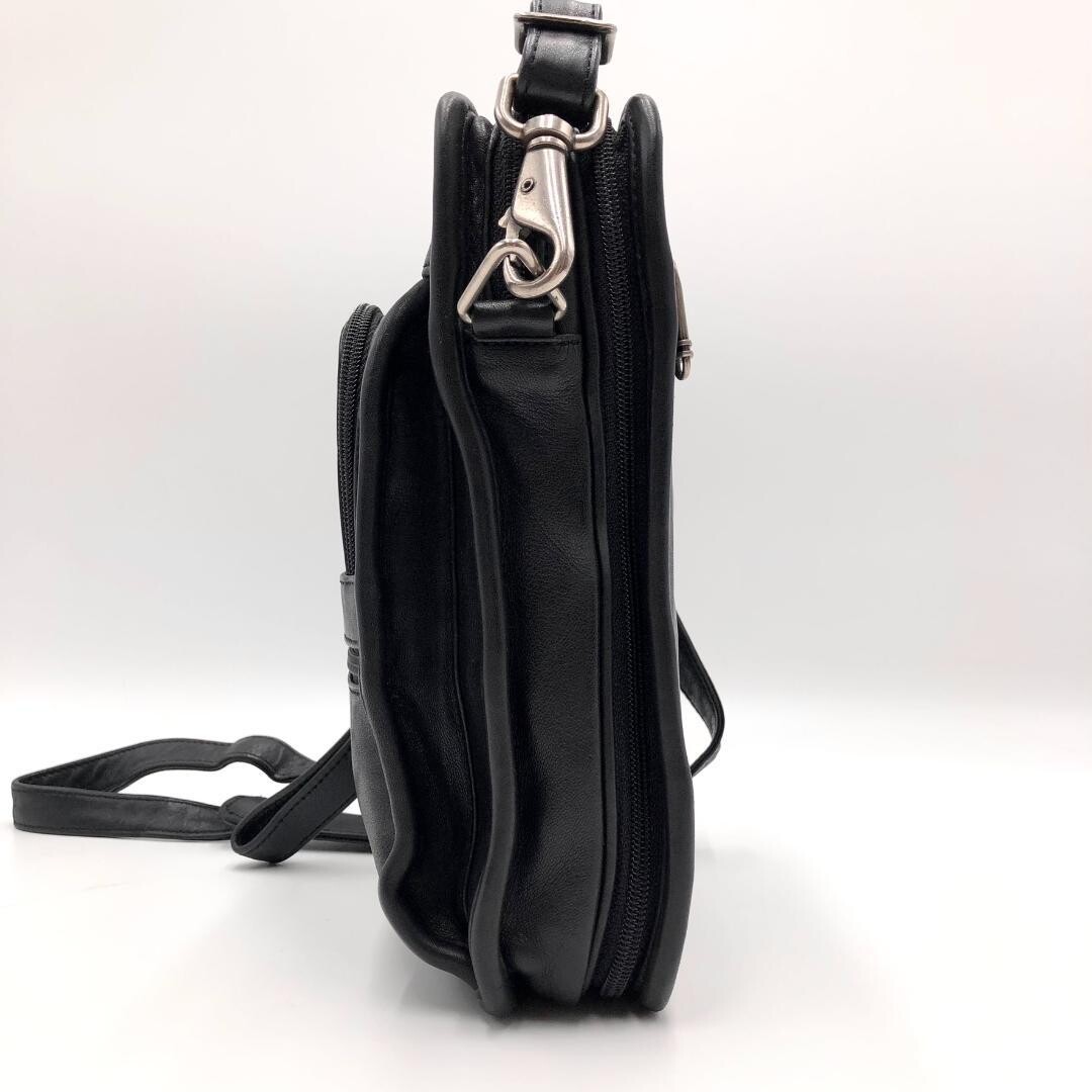 TUMI Leather Black Crossbody Shoulder Bag Travel Organizer Men’s 25cm 17cm