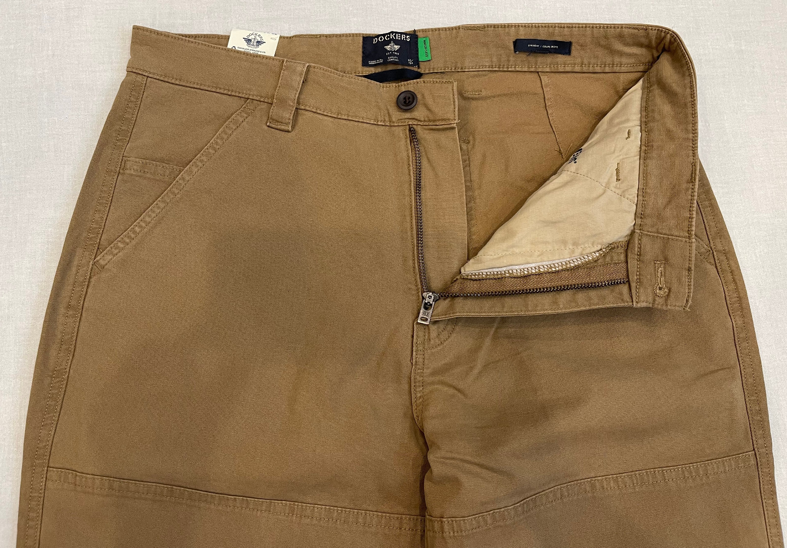 Dockers Mens Utility Pants Straight Fit Stretch Sizes: 33, 34, 36, 38 Brown