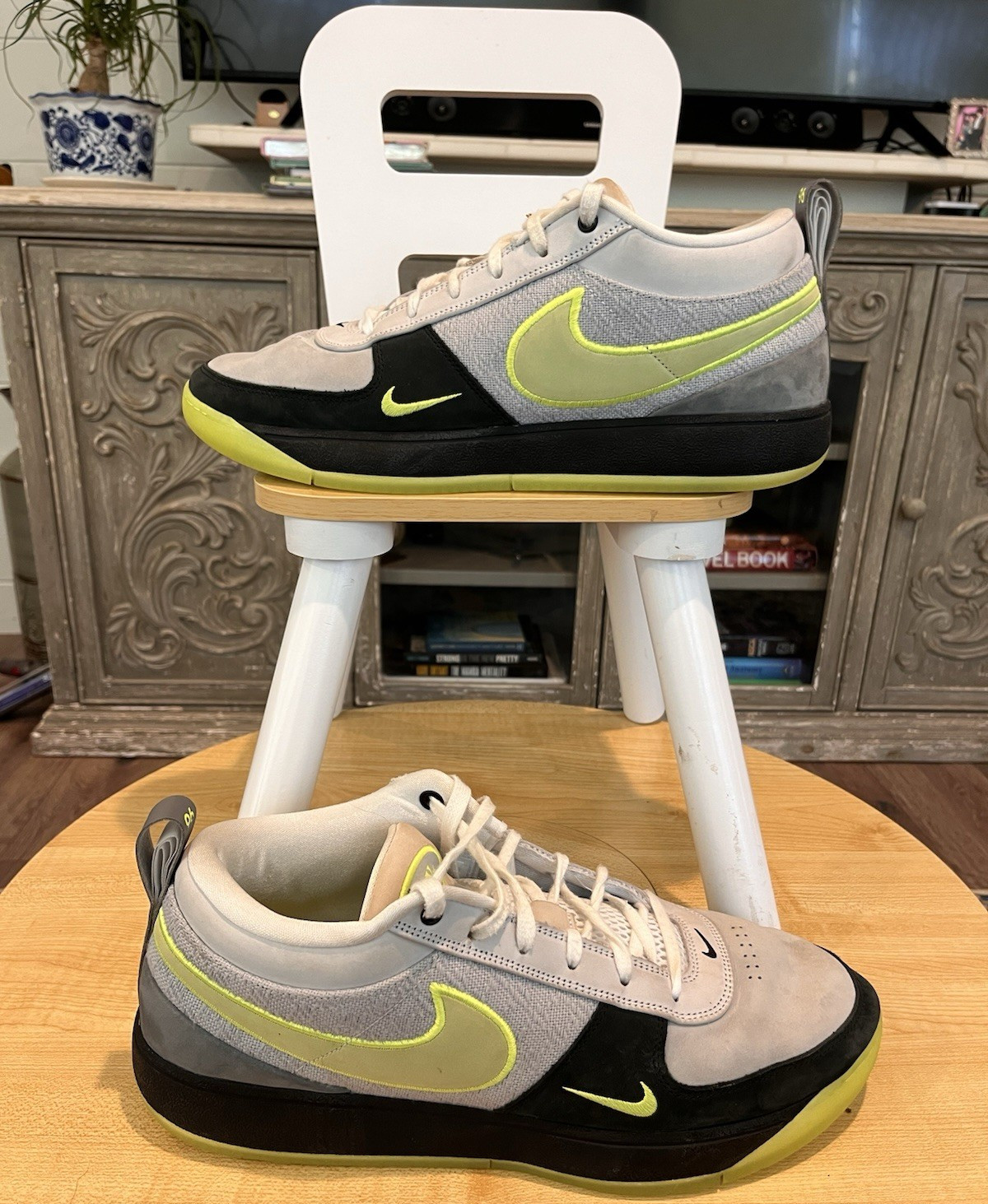 Nike Book 1 “AM Neon” Size 15
