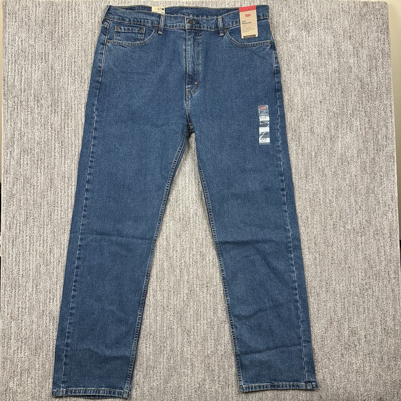 NWT LEVI’S 505 Regular Size 40 x 34 Medium Wash Room At Thigh Men Jeans MSRP $69