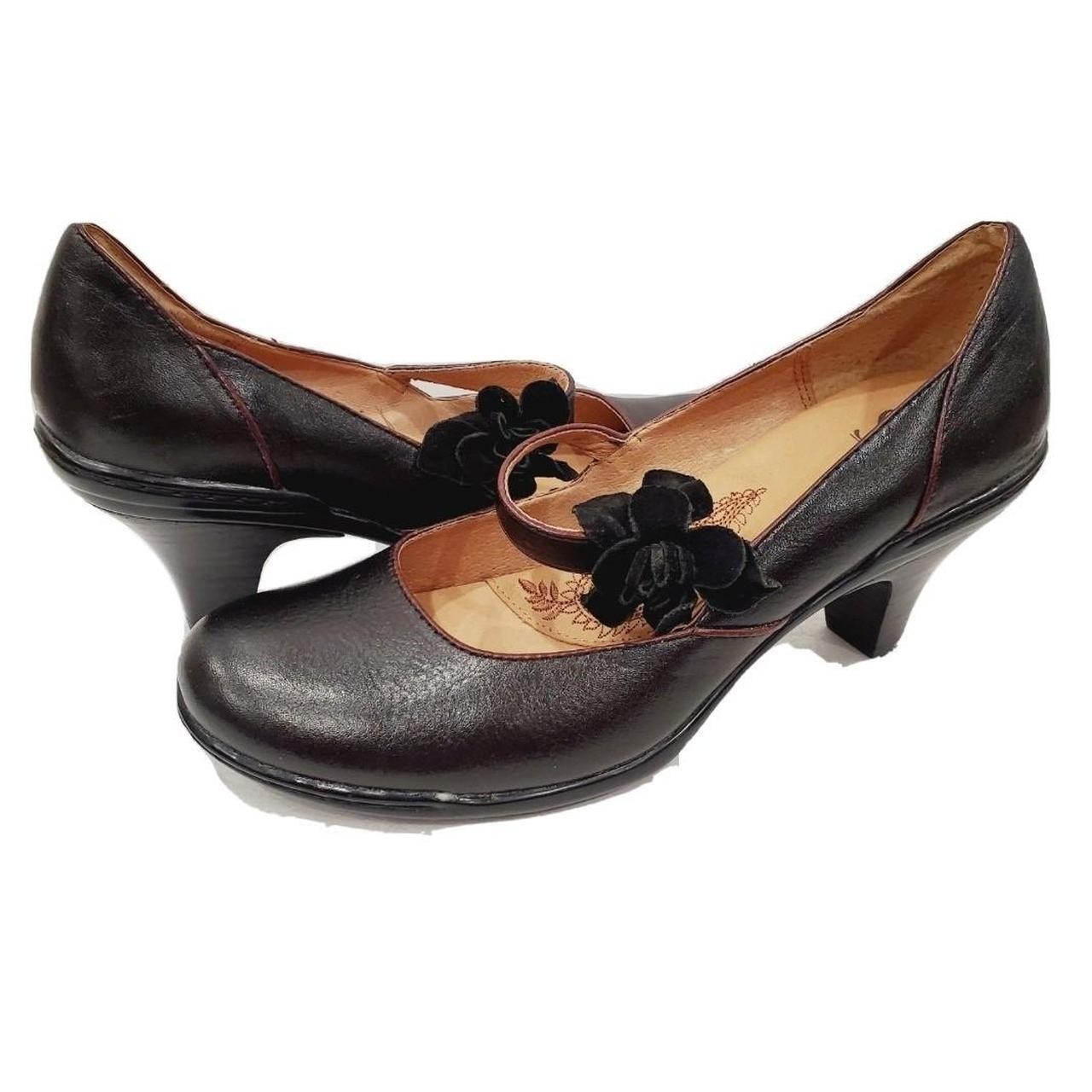 Sofft Black Mary Jane Pumps with Floral Strap Accent 9.5 W