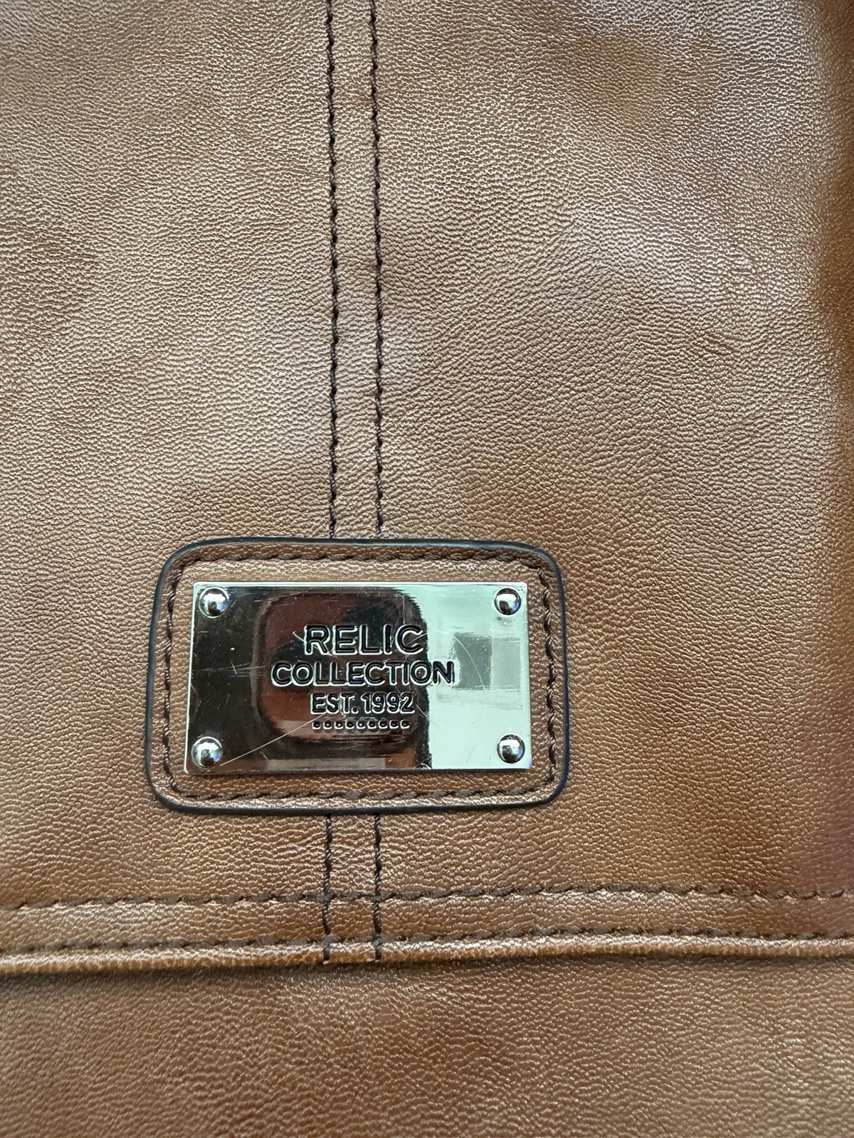 Relic Collection Brown Medium Crossbody Bag Magnetic Zip Silver Hardware Lined