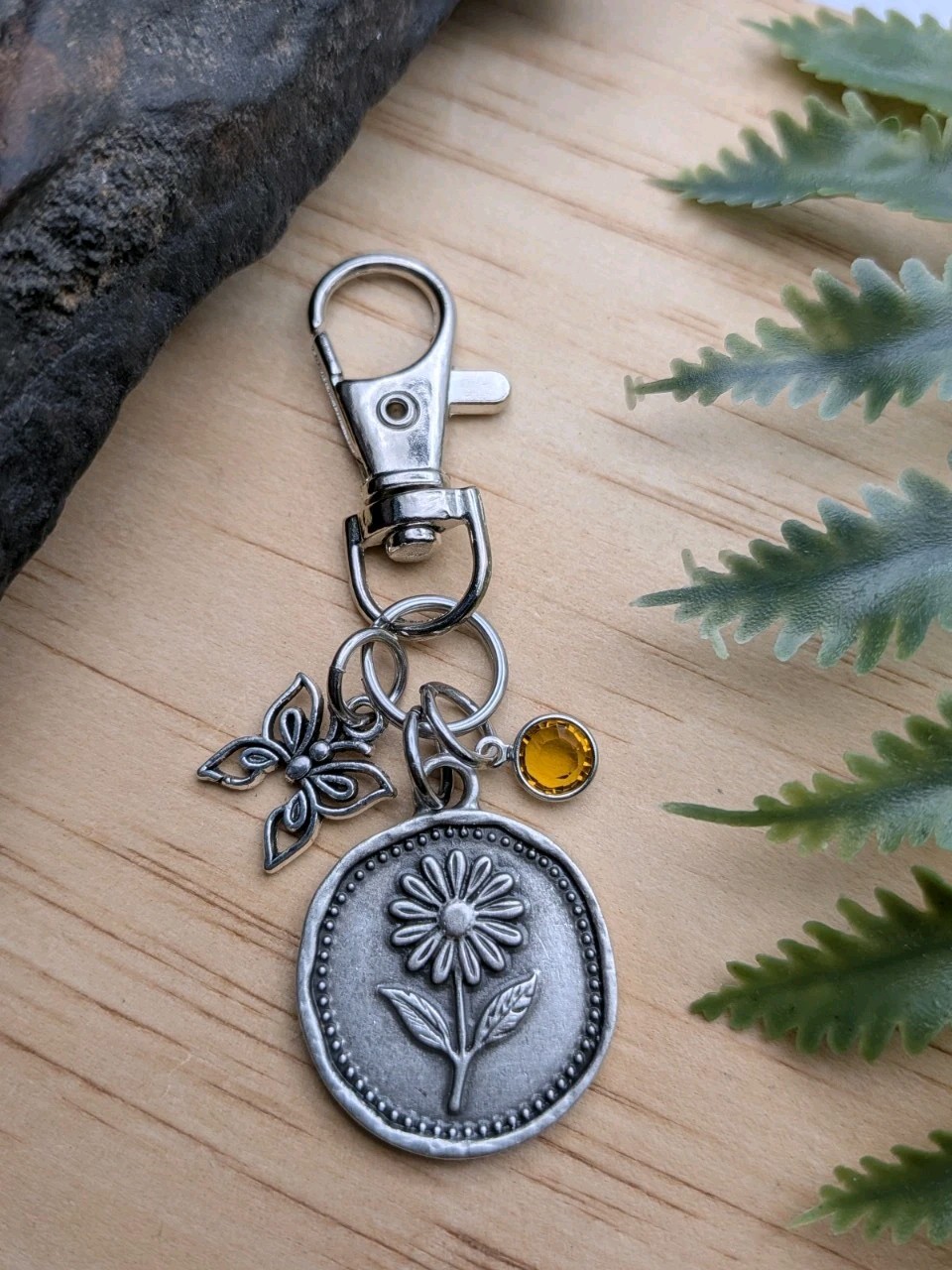 Daisy flower Butterfly Bag Charm / Purse Charm / Nature Keychain Gifts