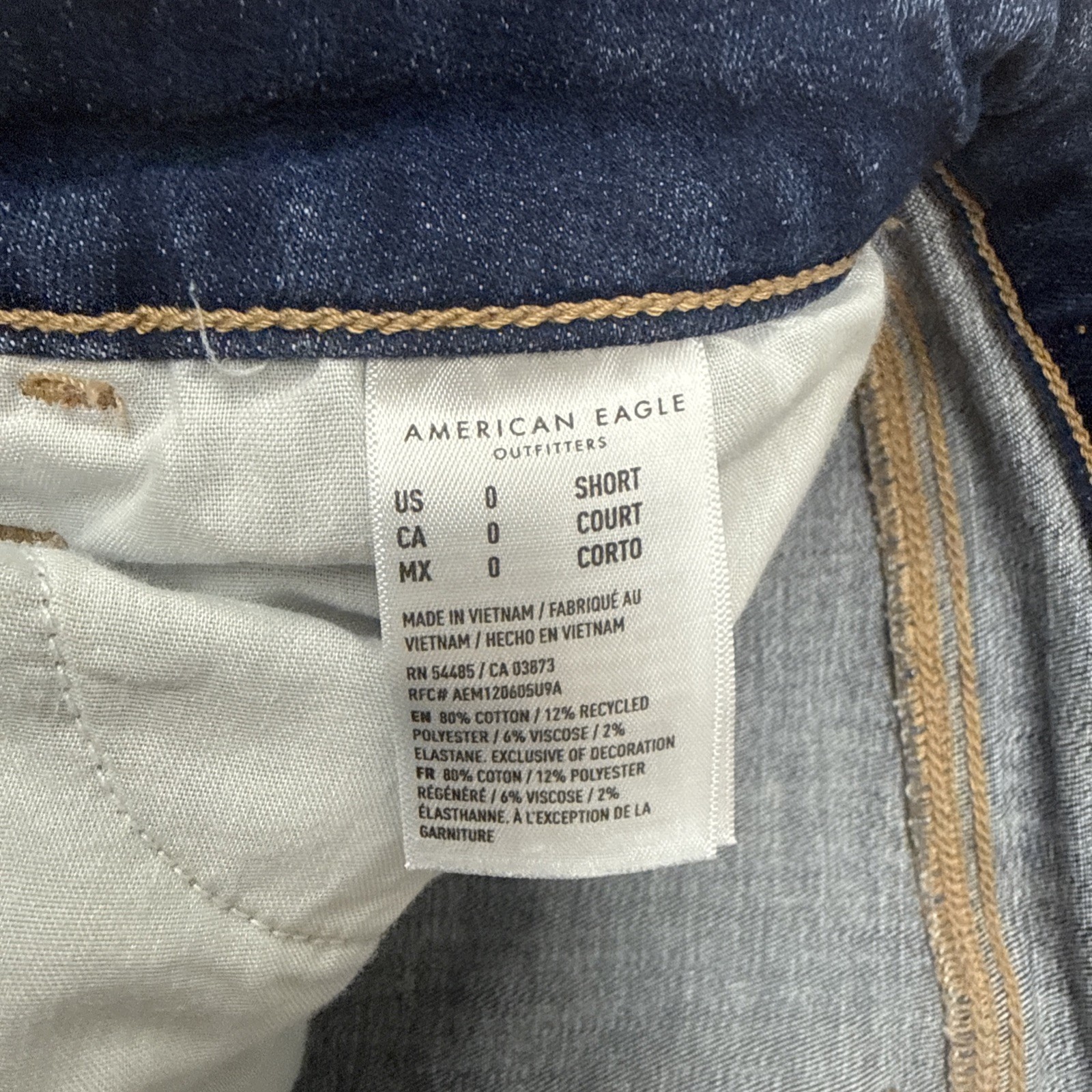 American Eagle Next Level Stretch Women’s Low Rise Jeggings Size 0 Distressed