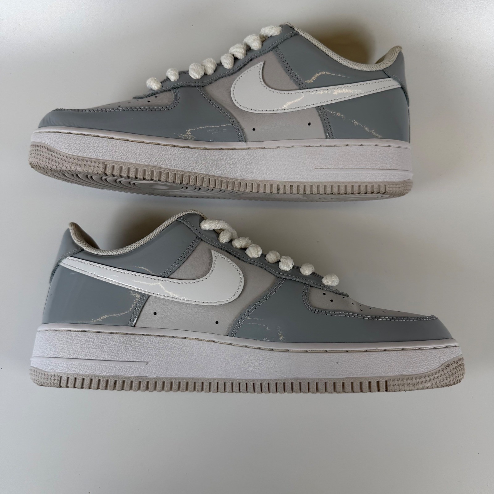 Nike Air Force 1 Low 07 LV8 Wolf Grey Vast Grey White HV9405-001 Mens Size 9.5