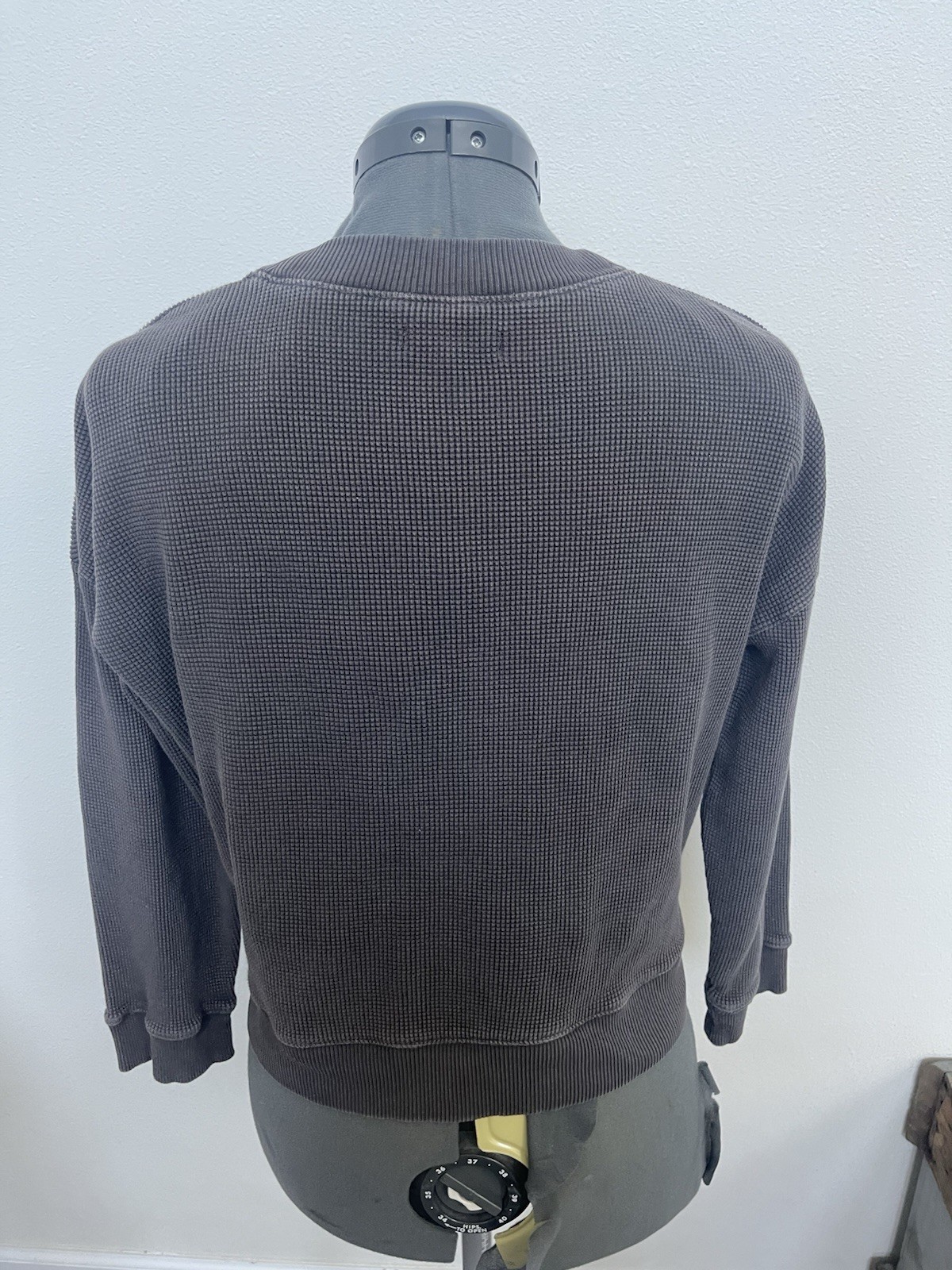 Women’s Madewell Charcoal Waffle V-neck Sweater
