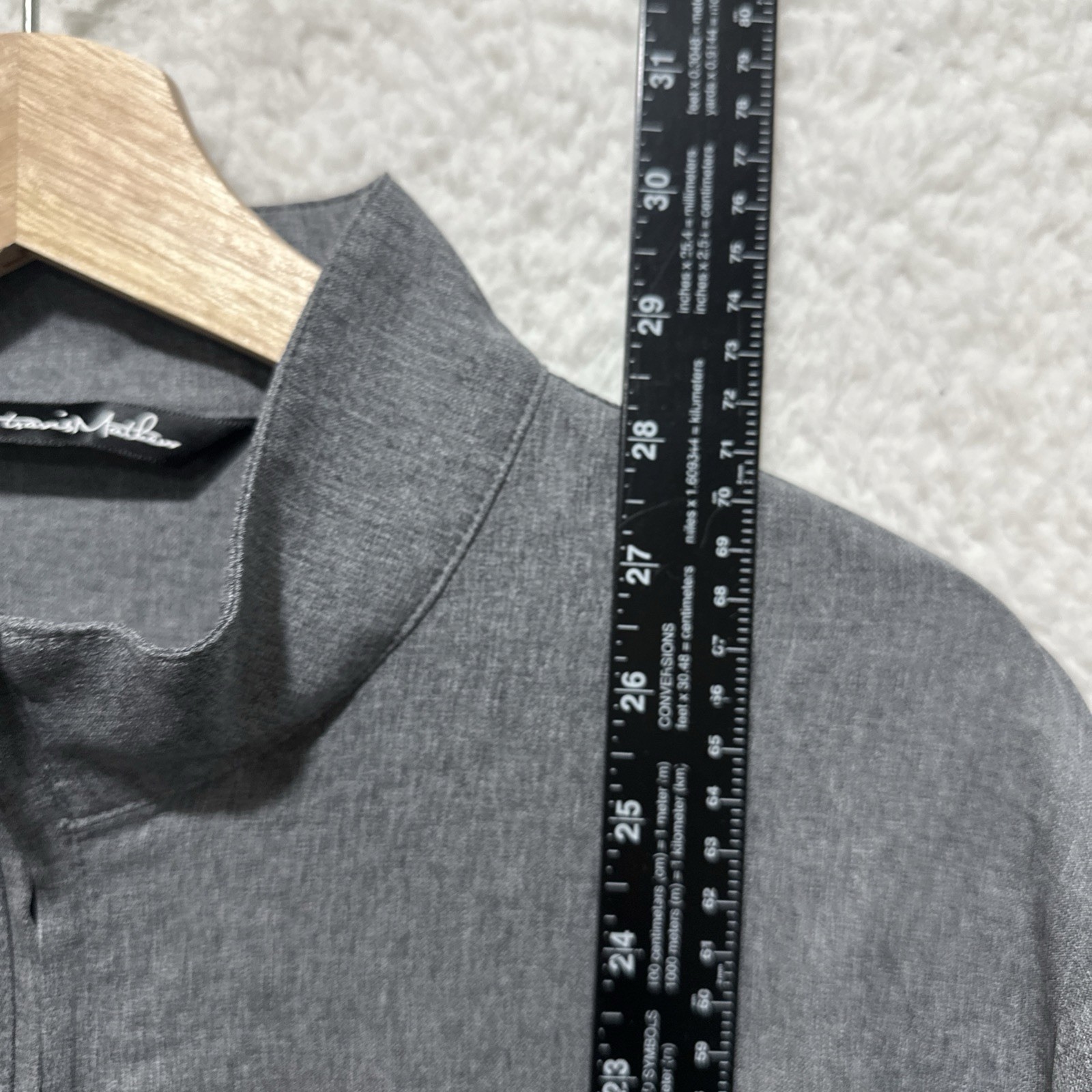 Travis Mathew Jacket Gray Golf Performance 1/4 Zip Embroidered Logo Company Sz L