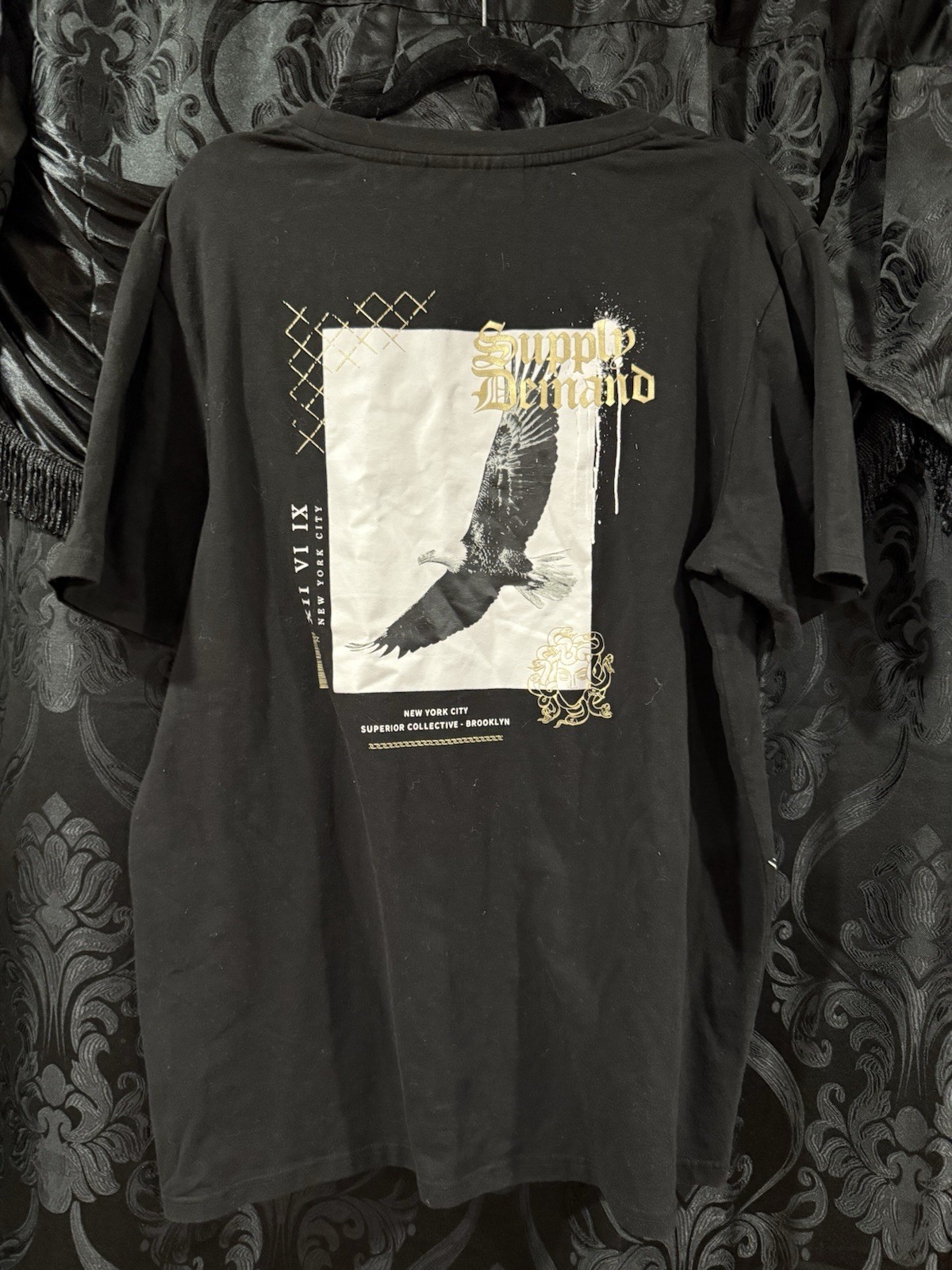 Supply & Demand New York city Superior Collective Mens XXL T-shirt