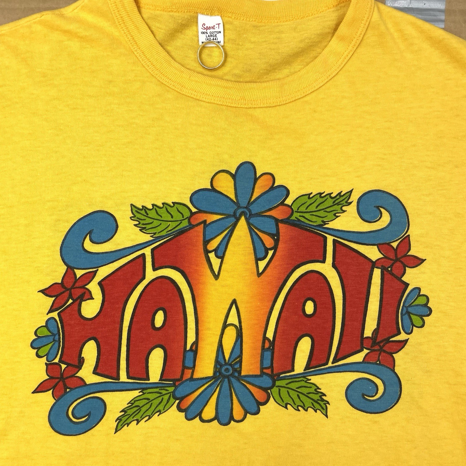 VTG 70s Hawaii 20.75” x 24.5” 2 Sided Floral Souvenir / Tourist T Shirt