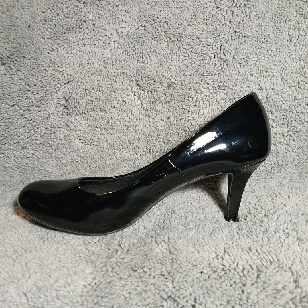 Black Patent Leather High Heels Size 8 Comfort Plus By Predictions