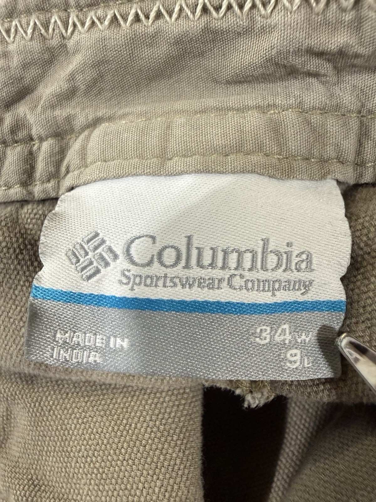 Columbia The Ultimate ROC Cargo Shorts 34×9 Canvas Outdoor Hiking (lot of 2)