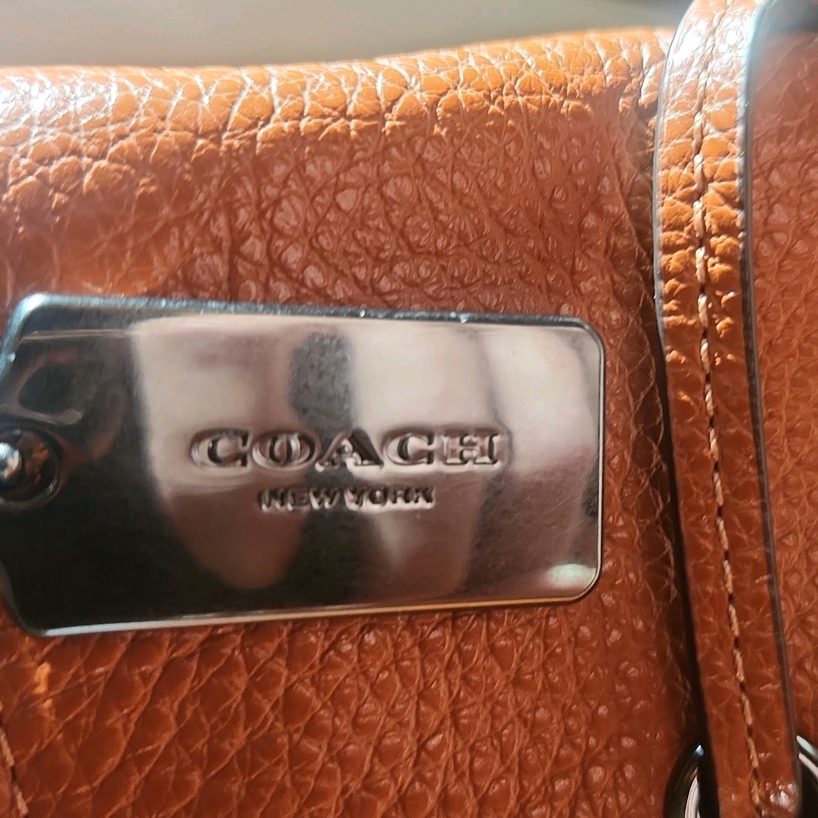 Coach Brown Pebbled Tassel Crossbody Bag Zip Detachable Strap Horse & Carriage