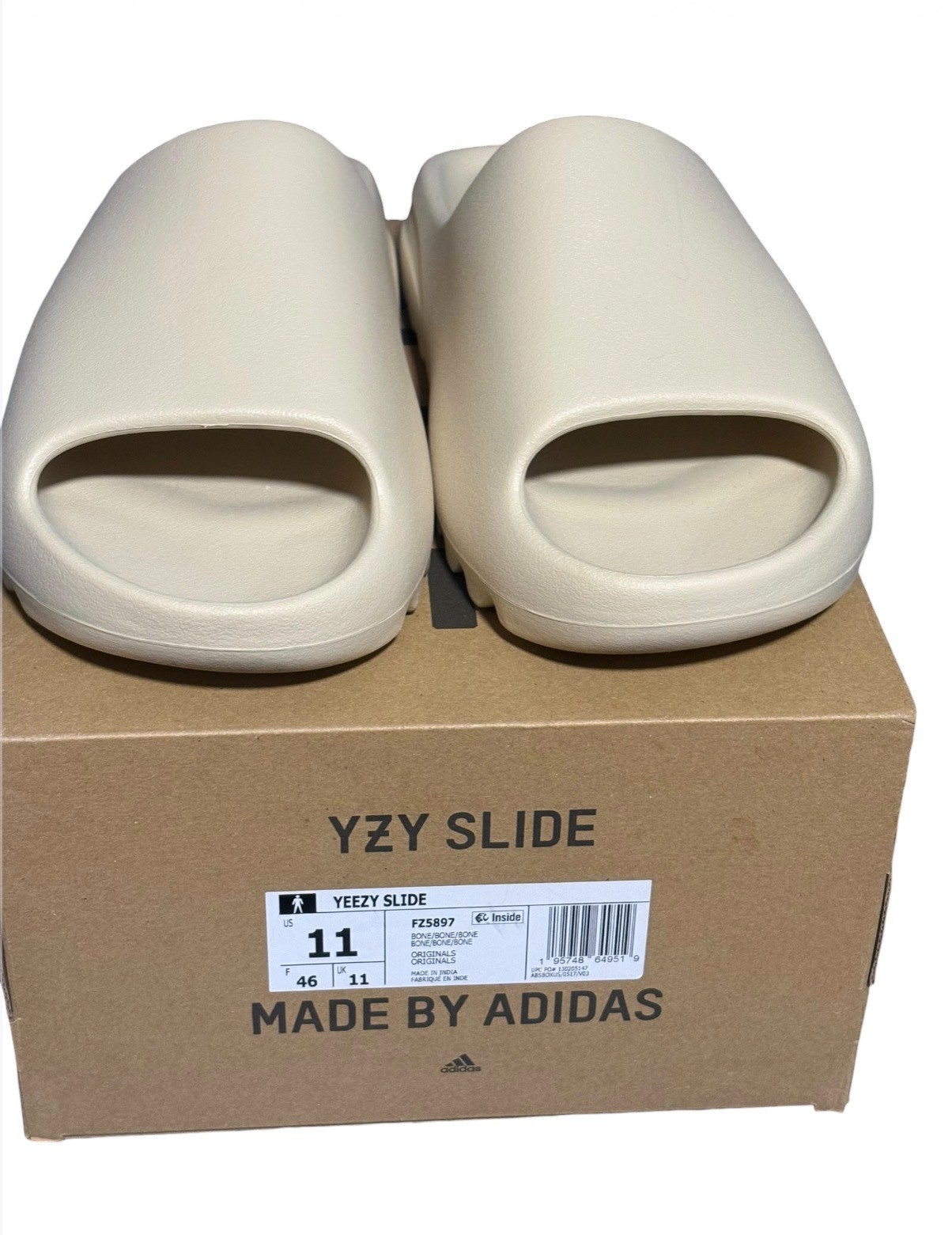 Authentic Adidas Yeezy Slide Bone Sz 11 FZ5897 – Confirmed App Clean Condition