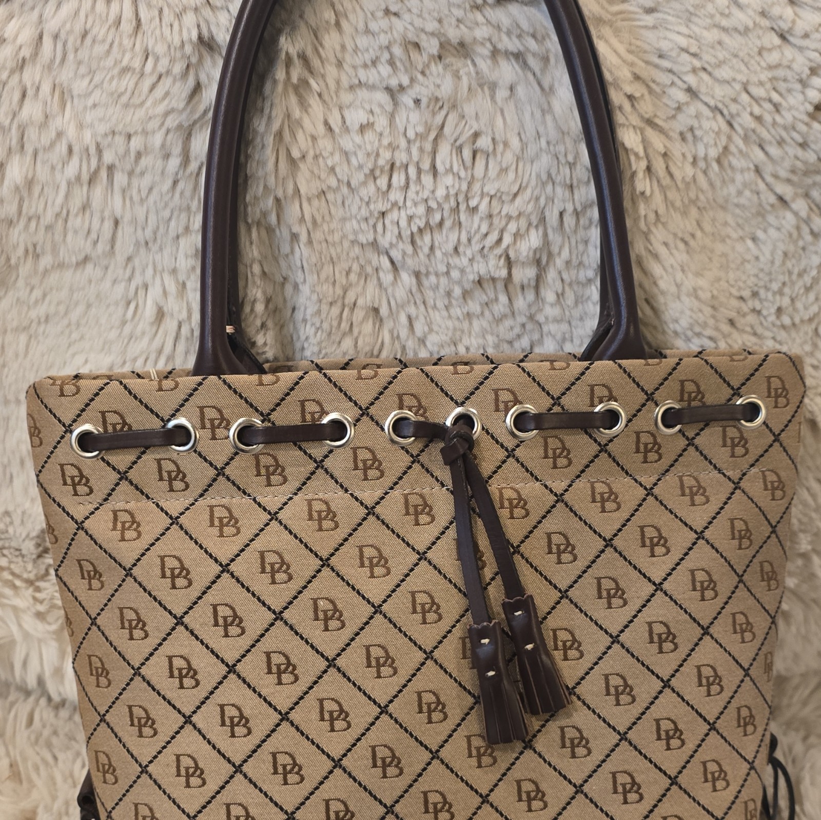 Dooney & Bourke Beige/Brown Logo Tote Shoulder Bag Drawstring Tassel Charm