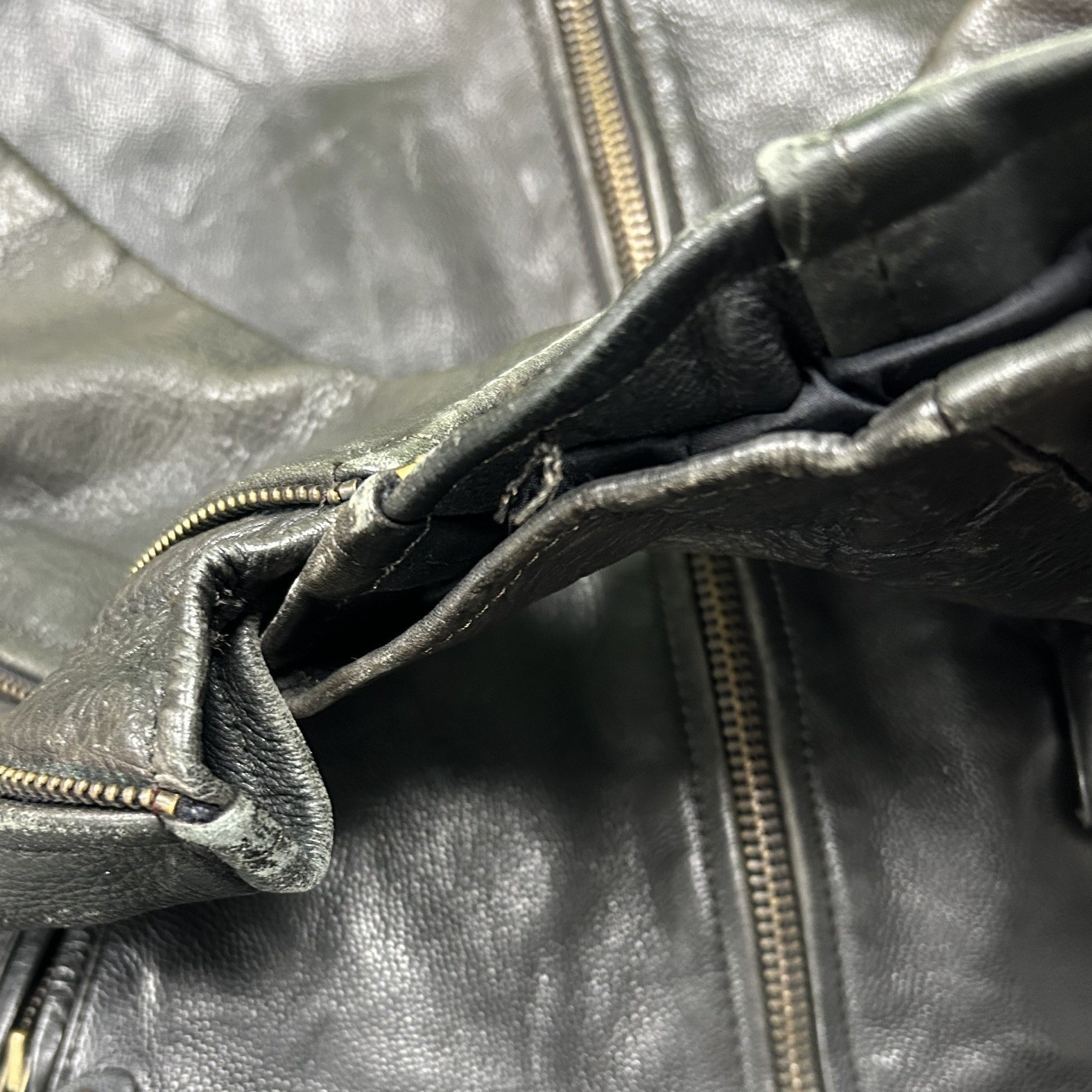 Leather Biker Jacket Mens XL Black Fair Distressed Moto Belted Rider
